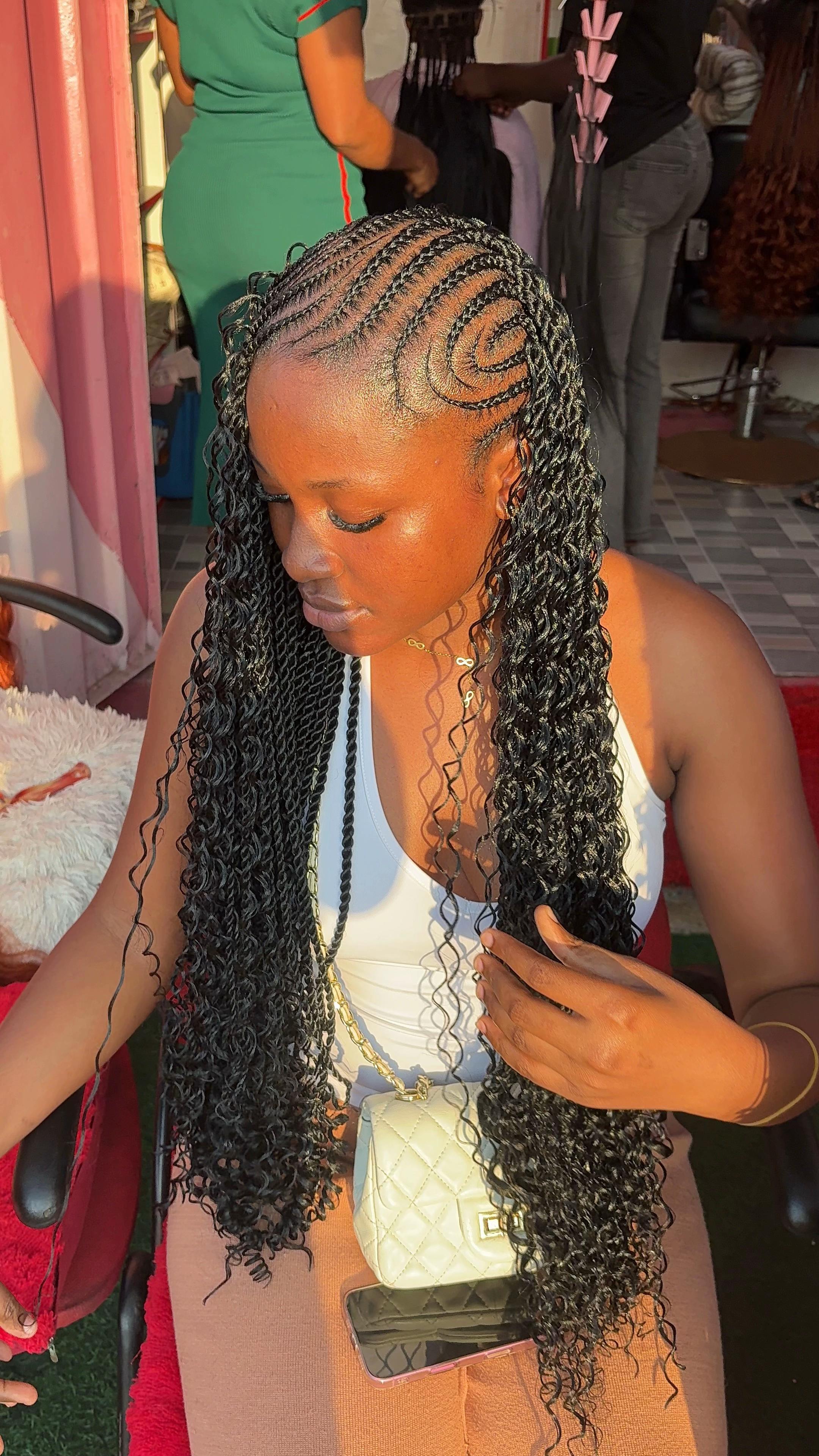 @Salon in Dansoman