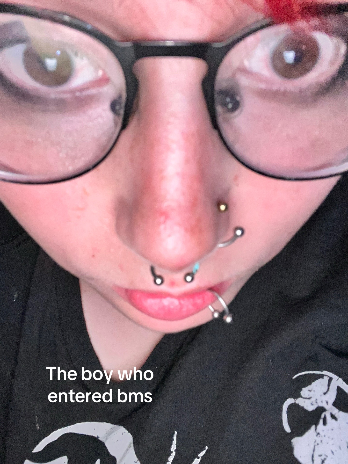 @️