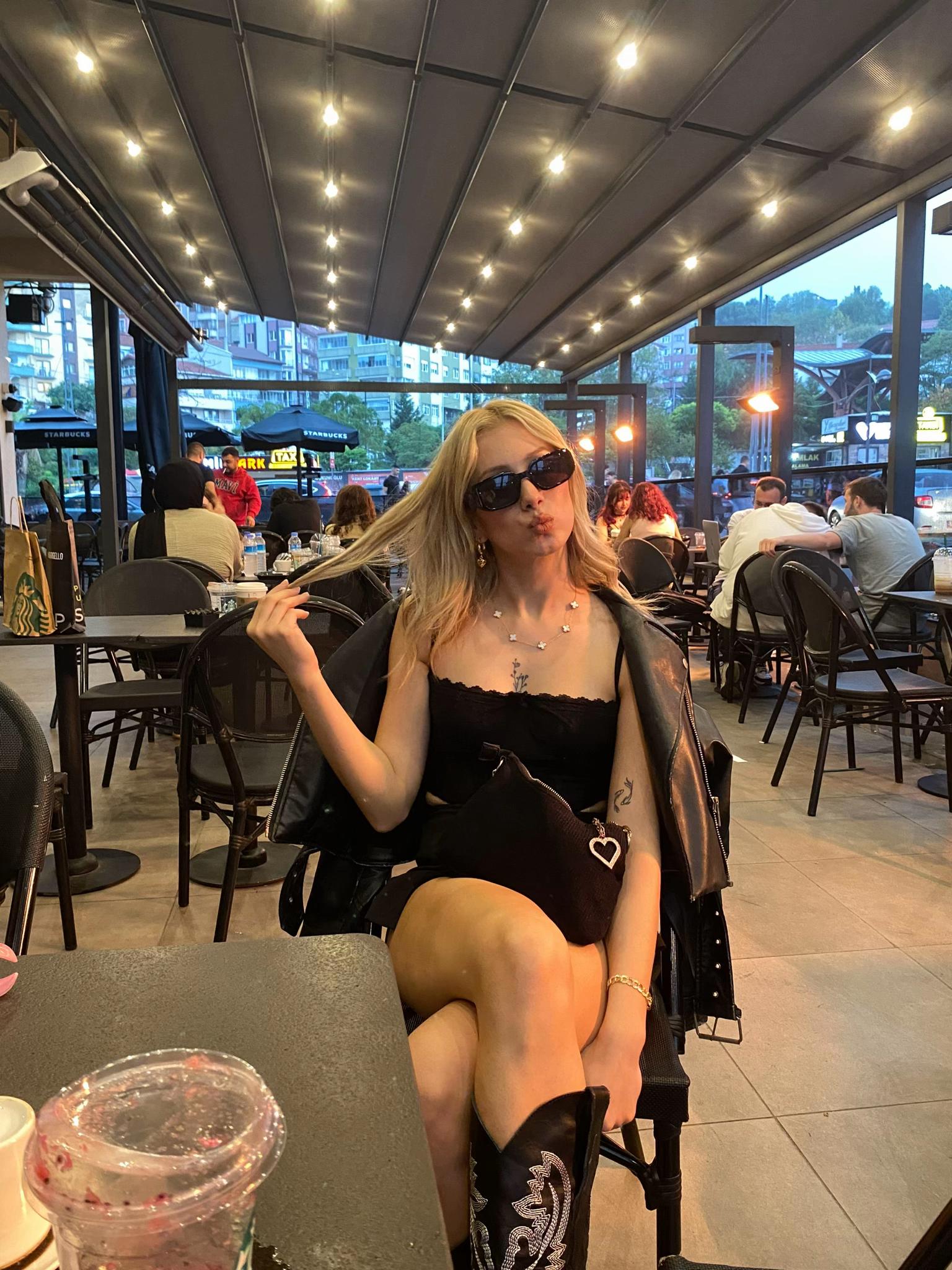 @E.E.🦢