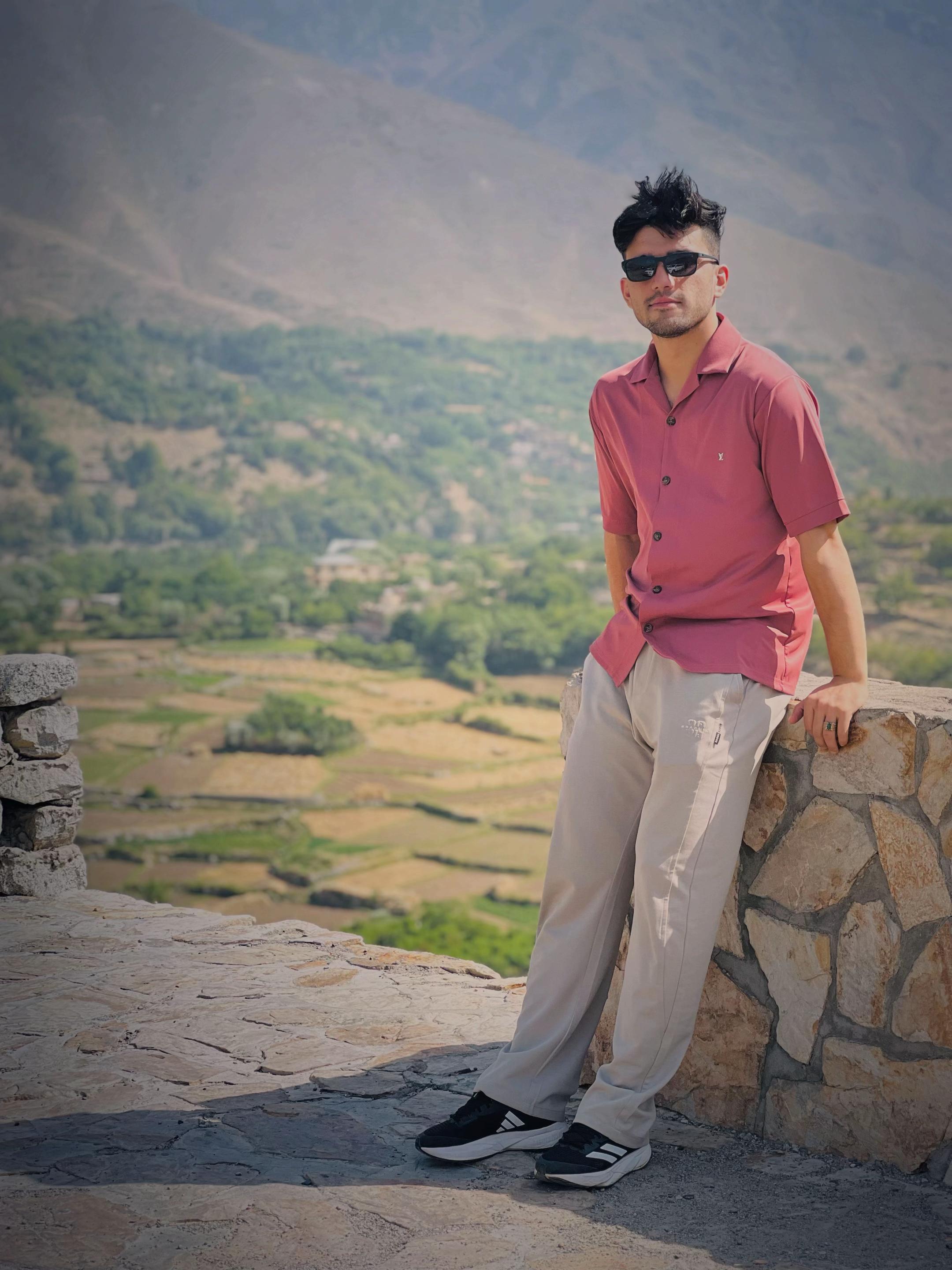 @Farzadmahmoodi_70