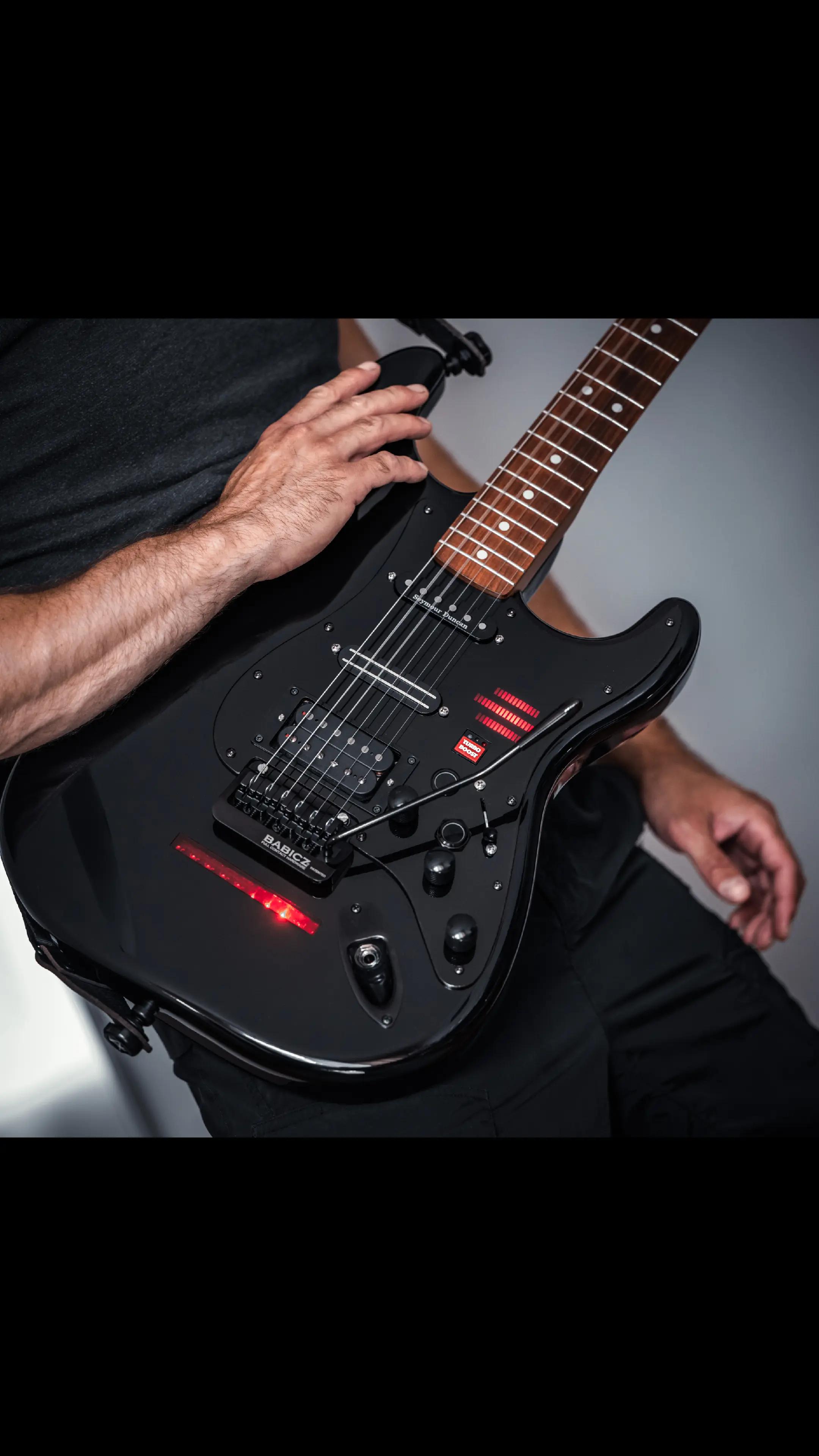 @Knight Rider Guitar Dude