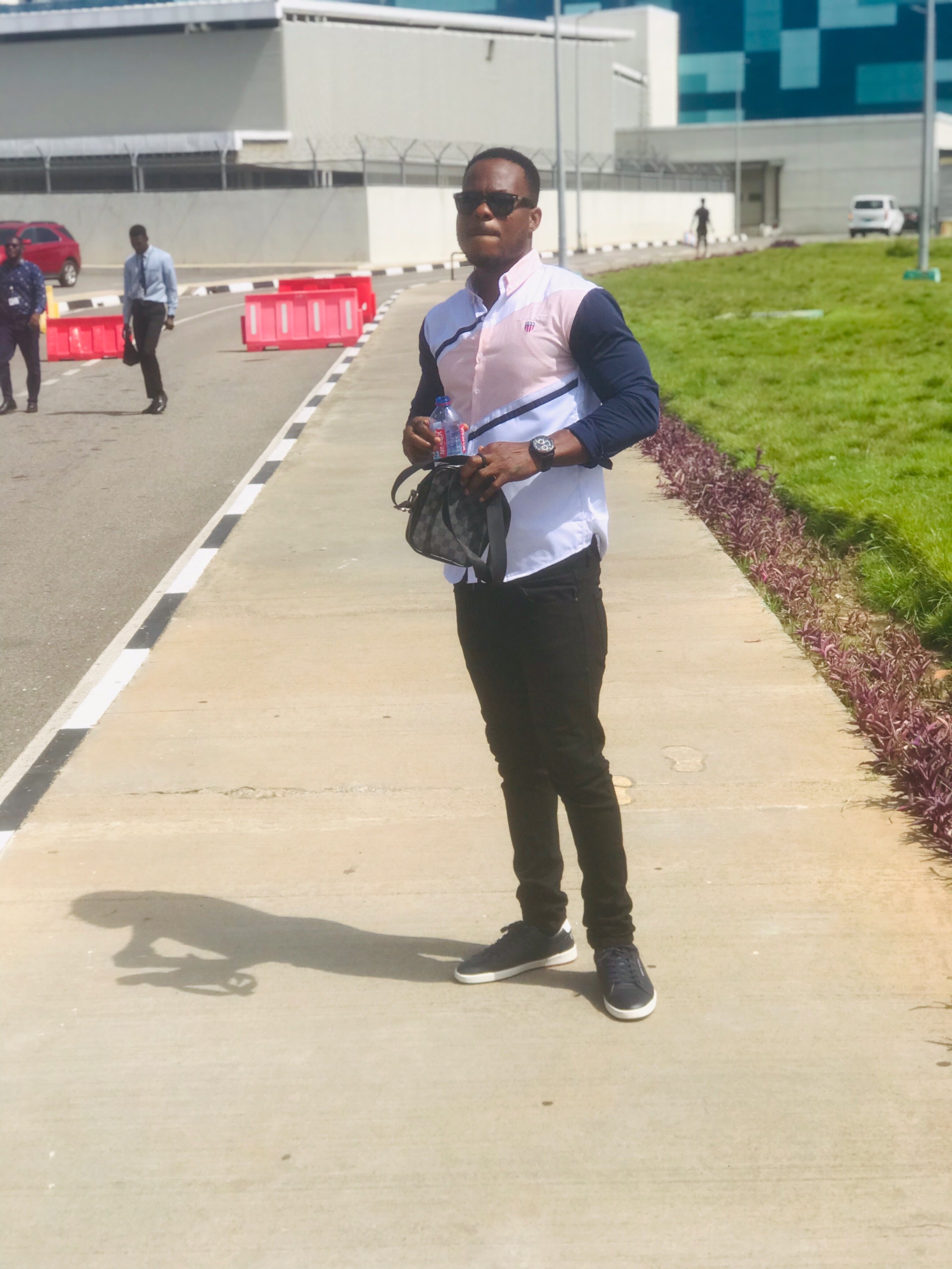 @Wizzy Edem Gh Snr