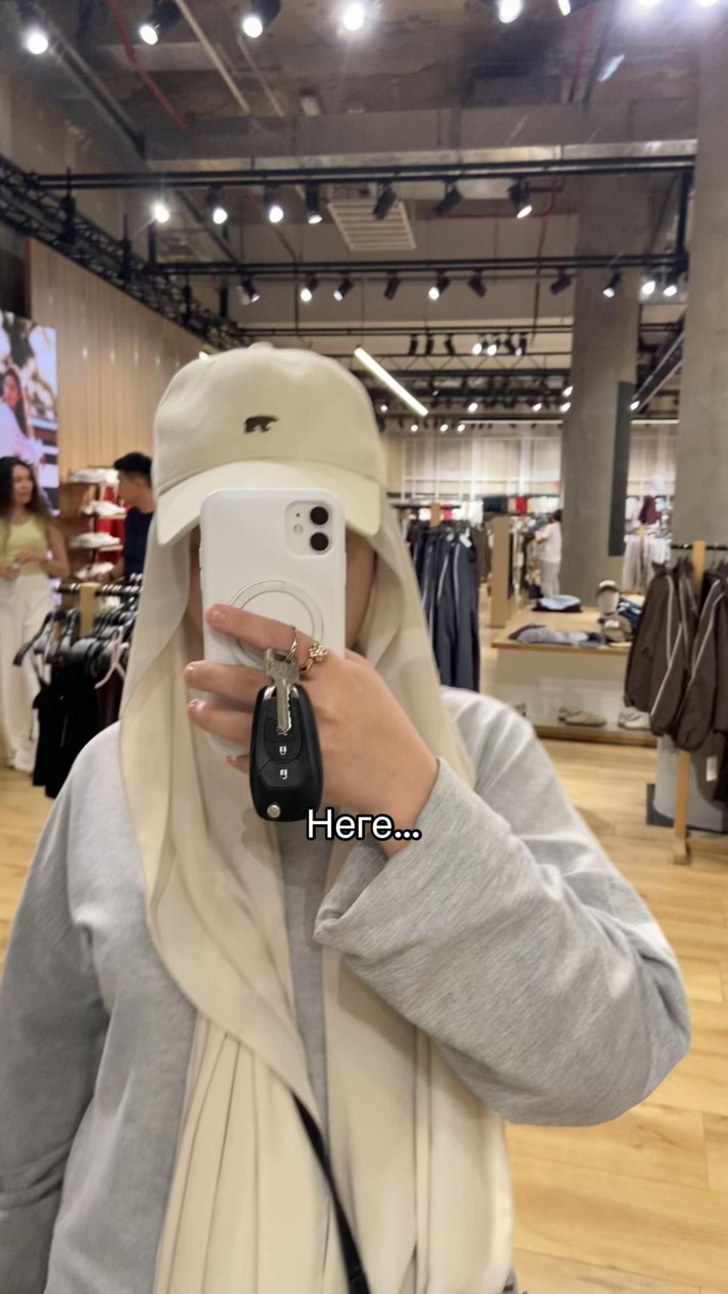 @Индира