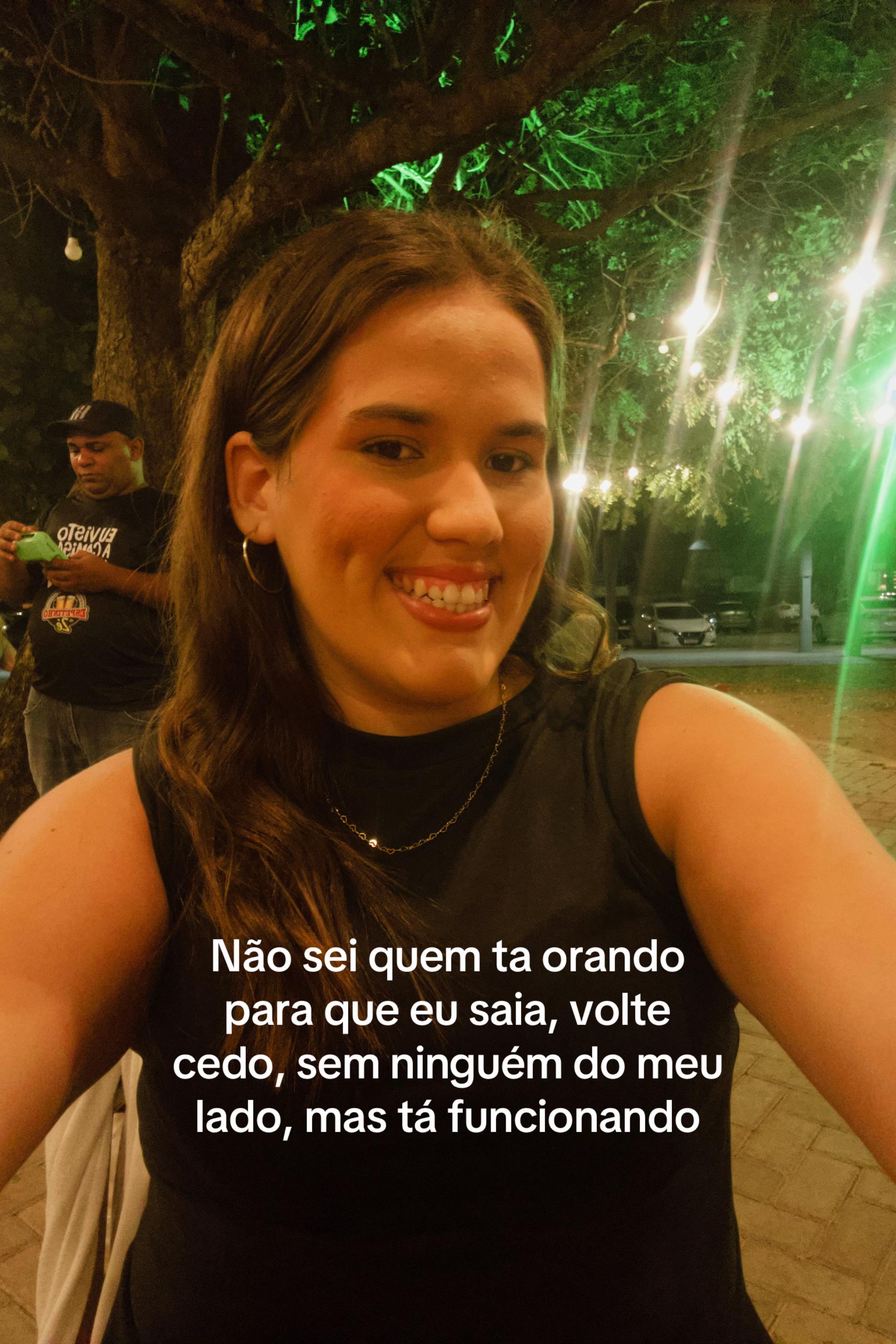 @cllaragoes