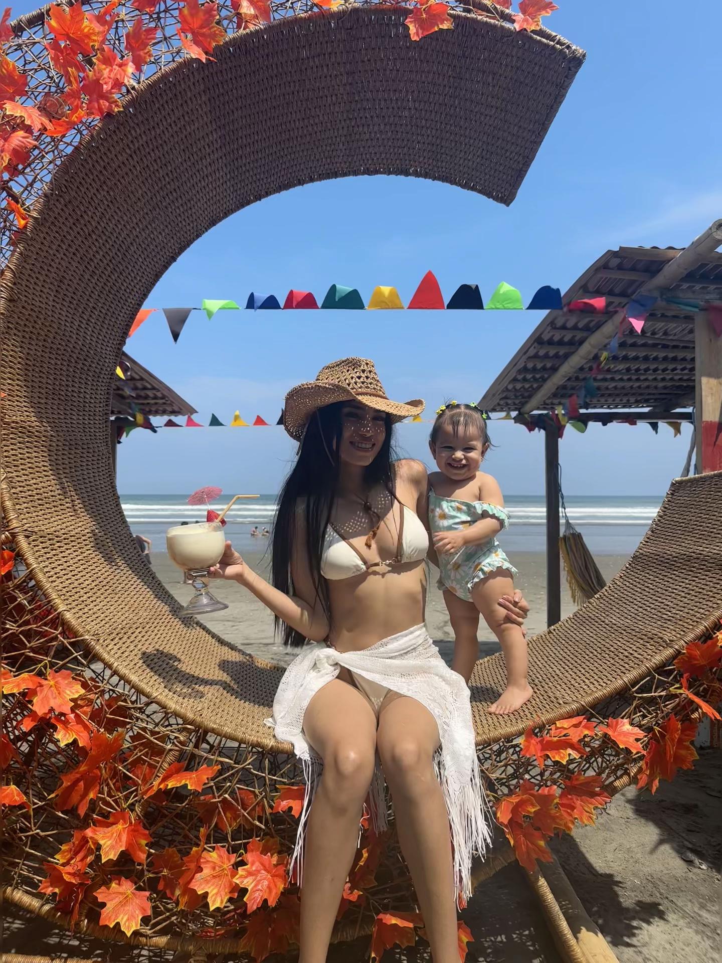 @Mamá de Victoria🌷👑