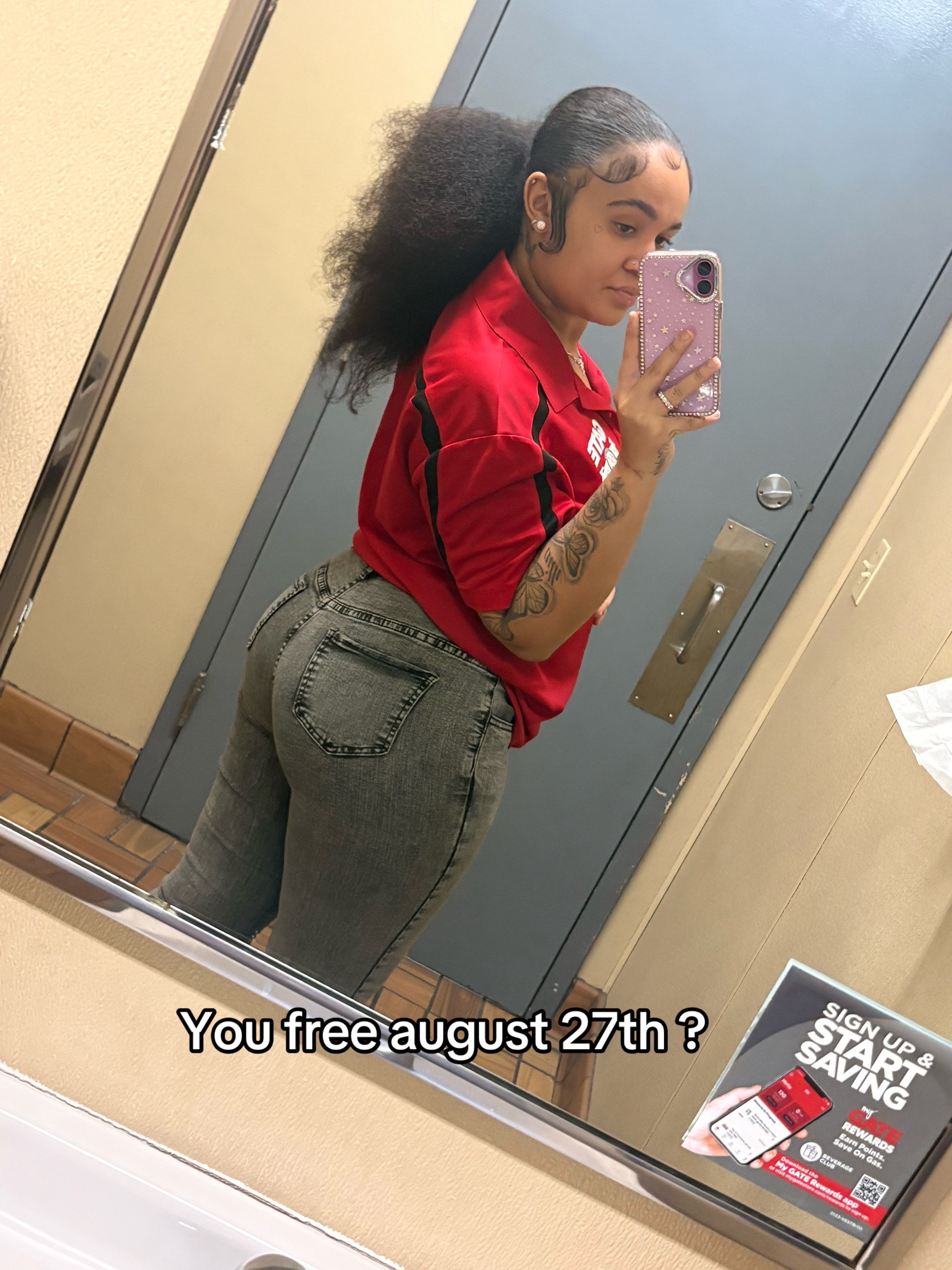 @*Fine ass😍💍*