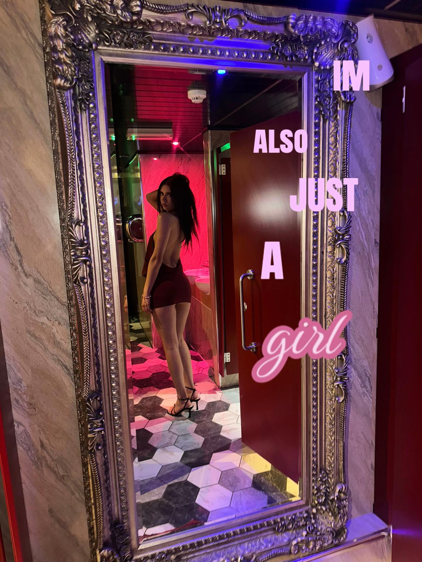 @saskia anderson 🪭⛓️🖤