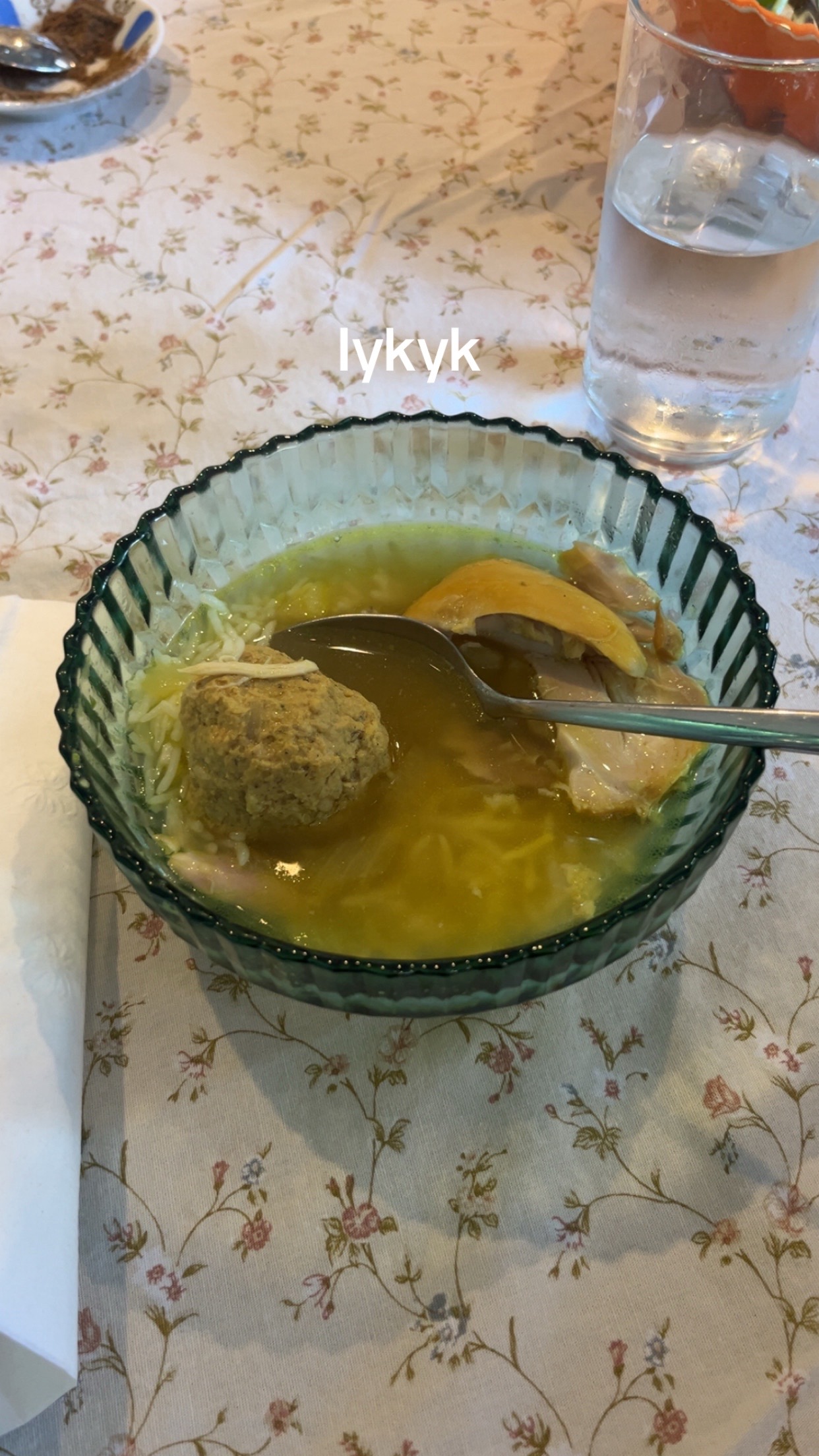 @Juliana ๐๐๐งโ๏ธ๐ฆ๐ด๐โ๏ธ