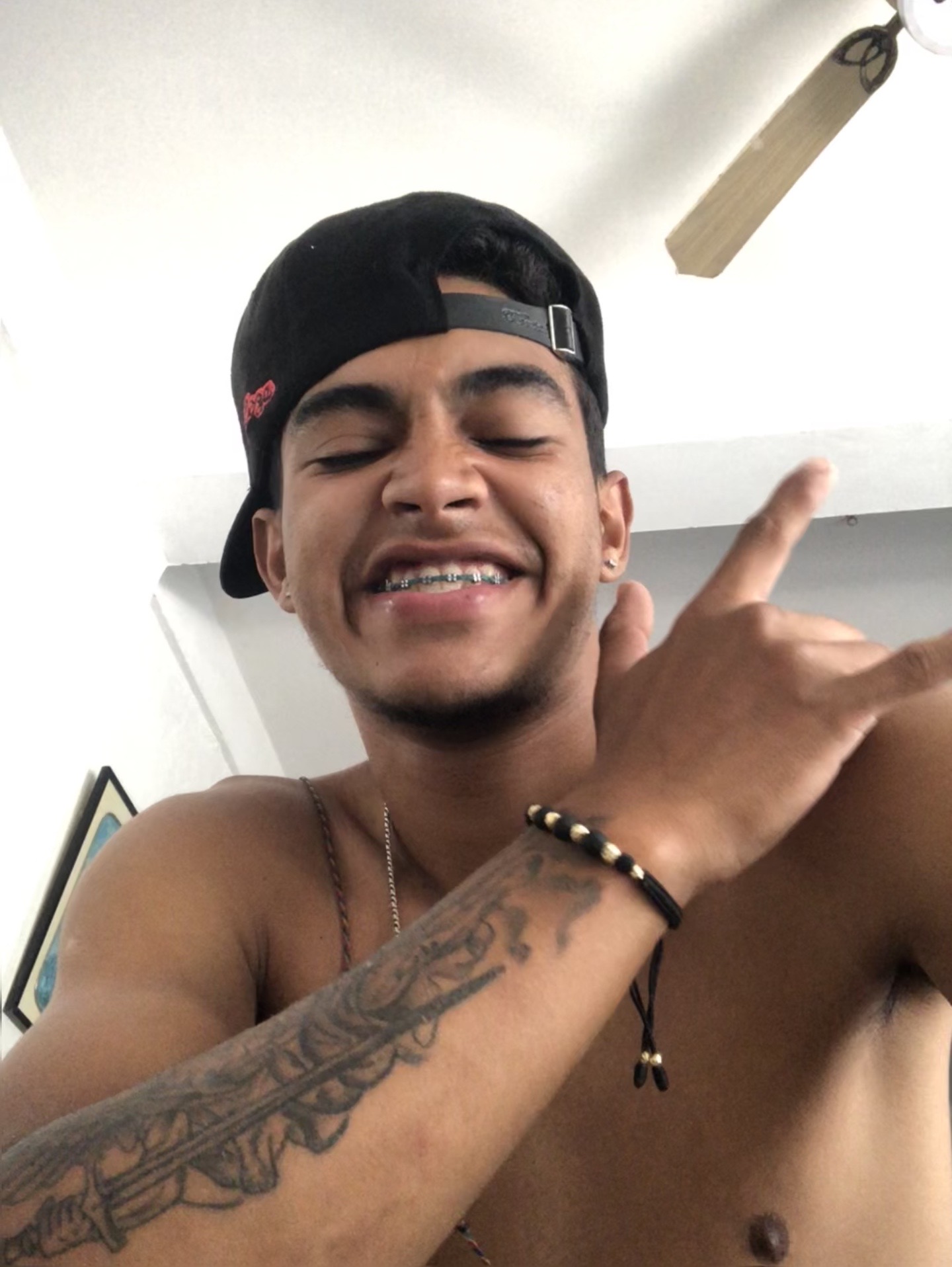 @️ Dione🤴🏽