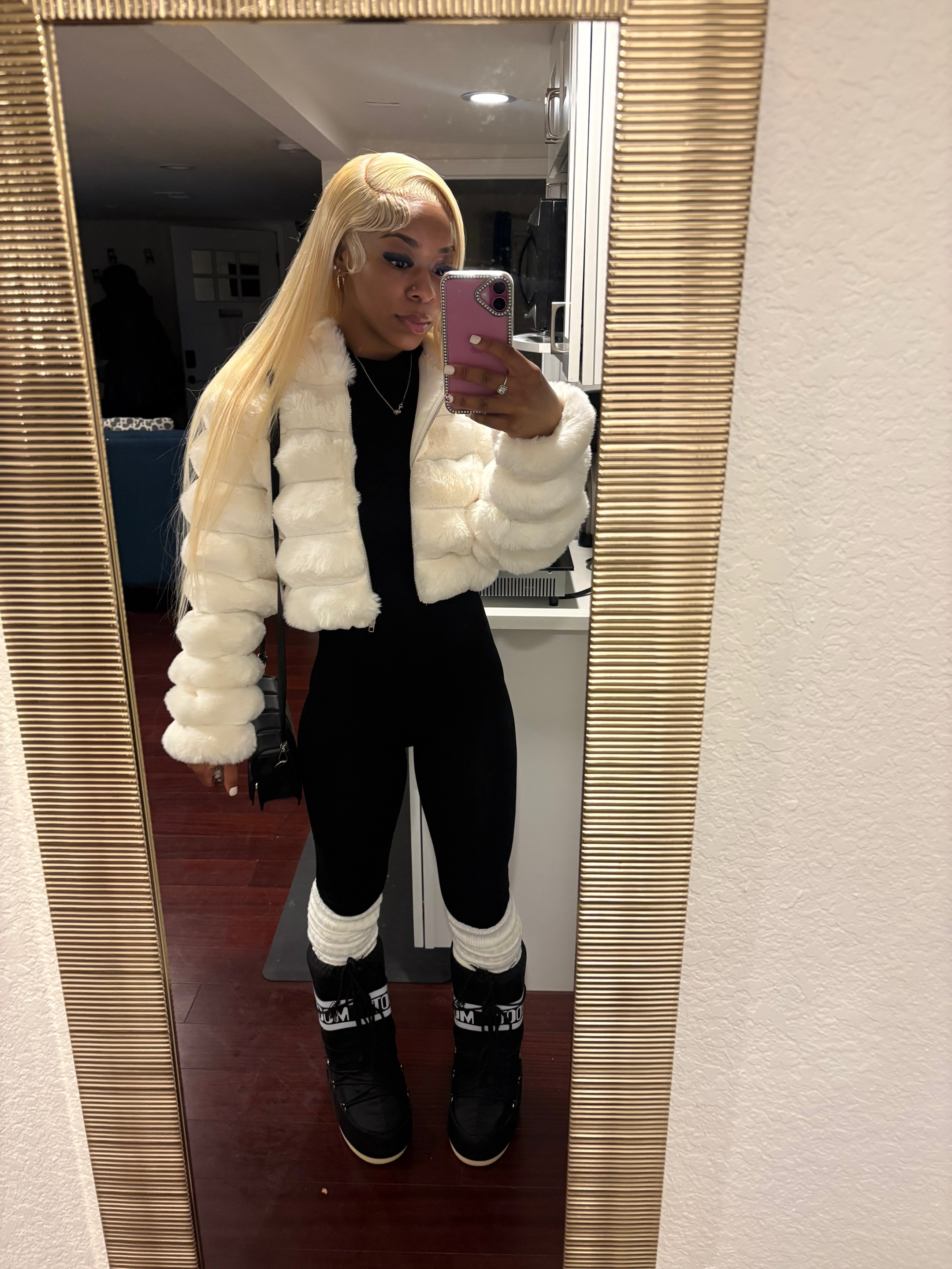 @itz.theresaa