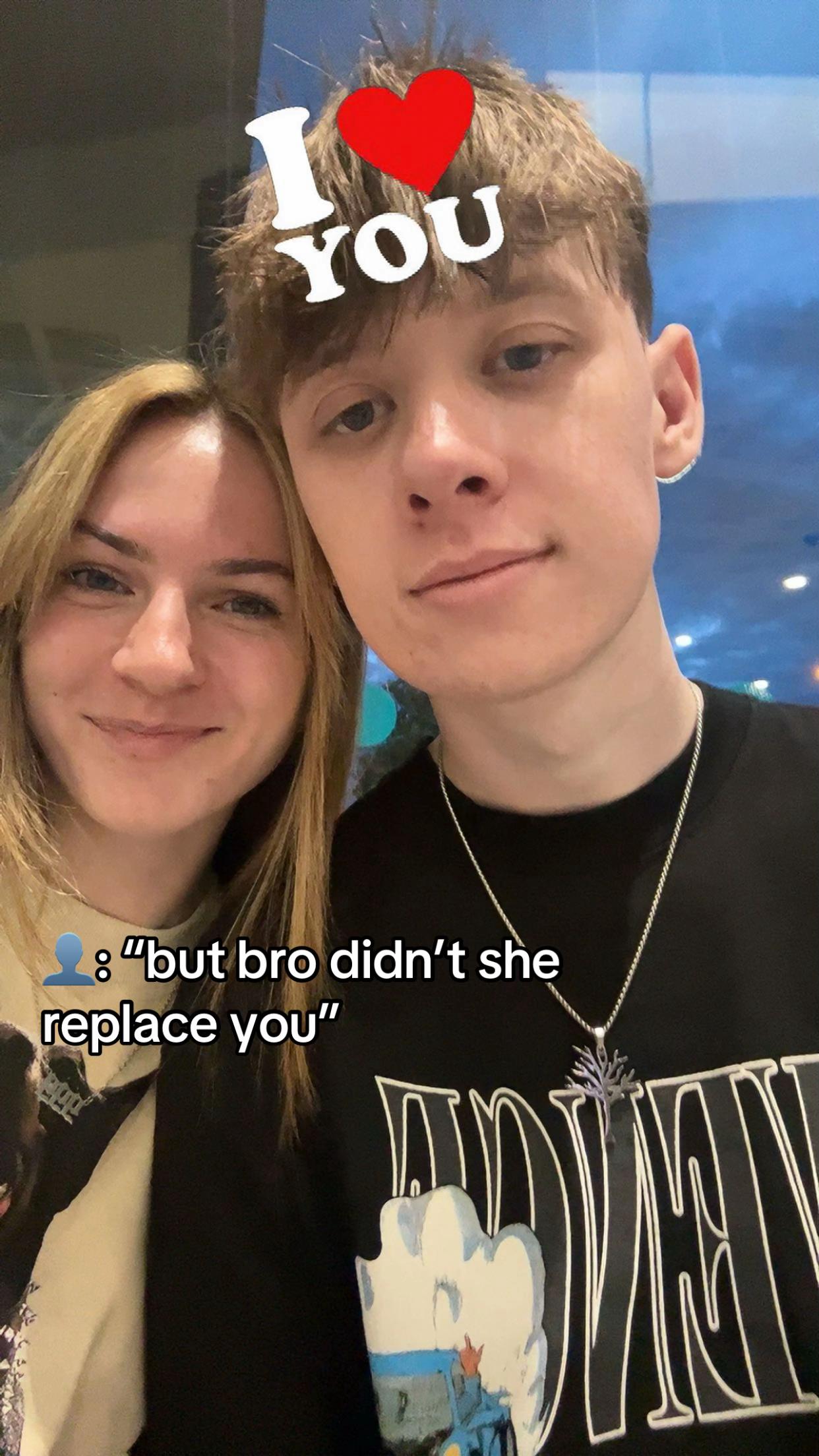 @ReganWRLD ₉⁹₉