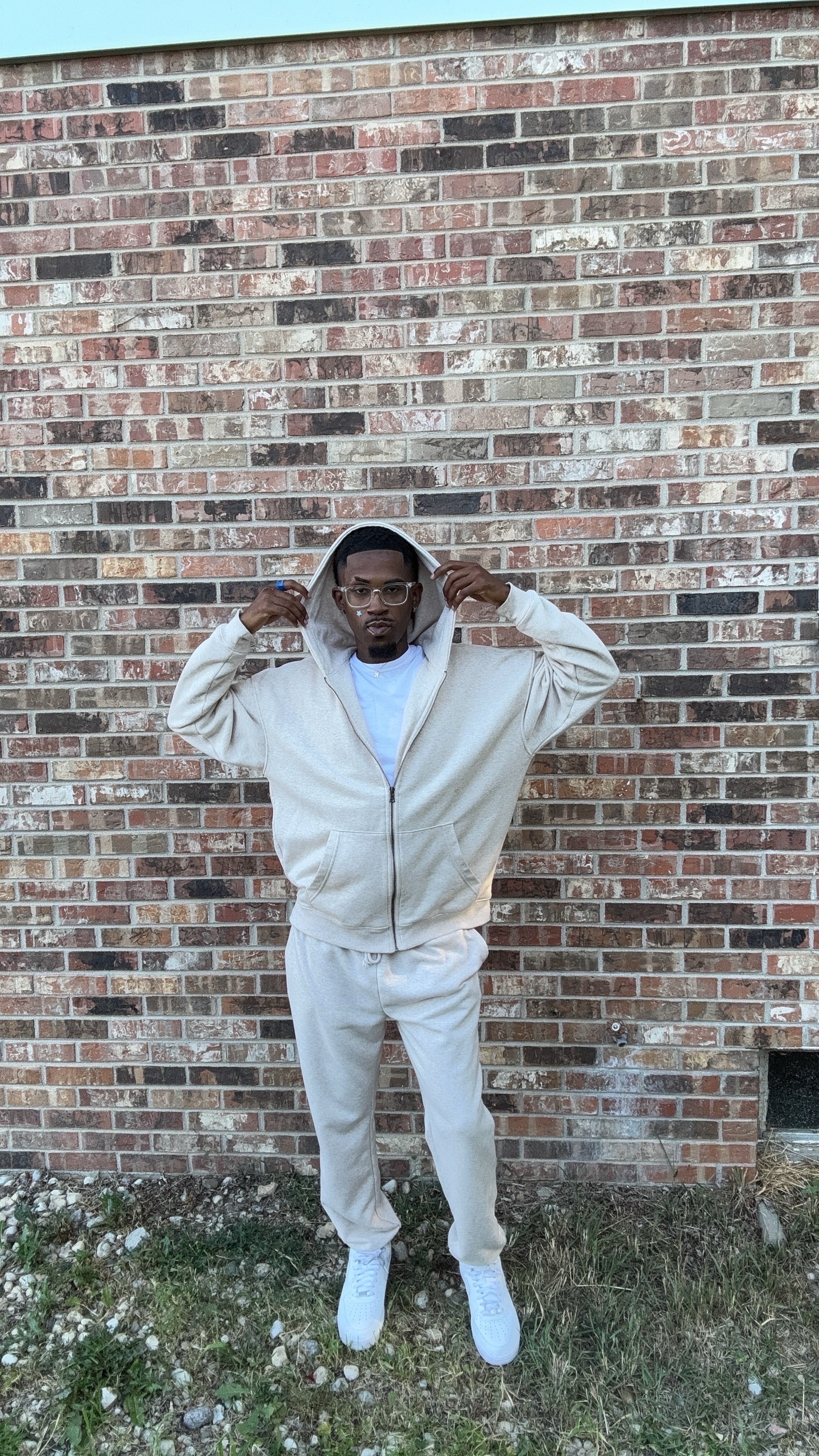 @KevThaDon