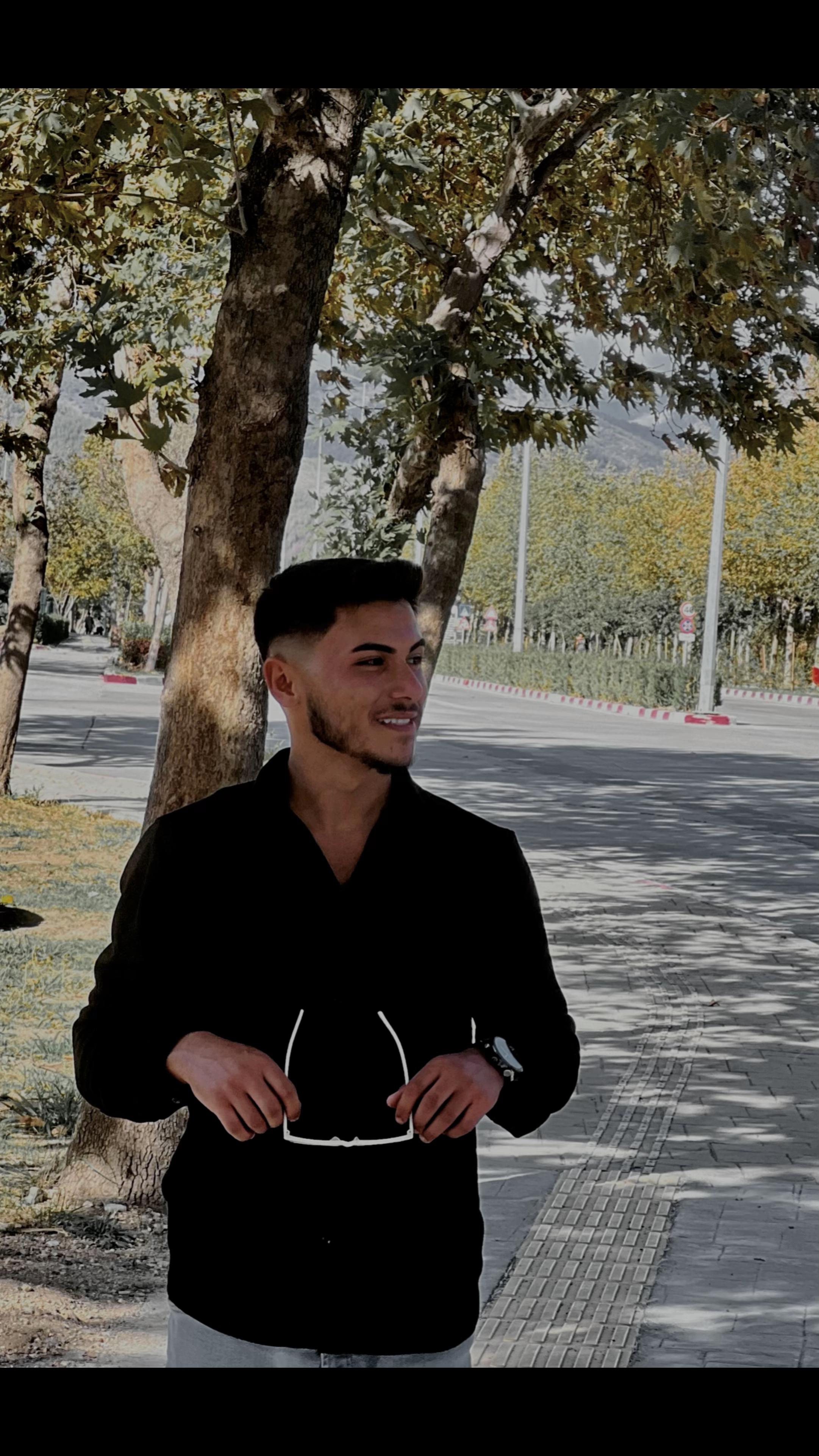 @levent &ouml;nder 01_80_01