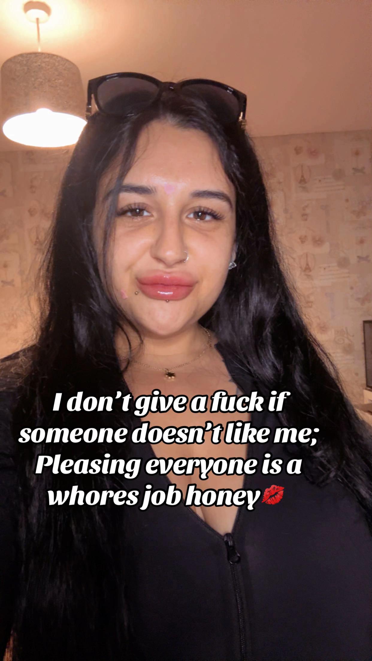 @LadyK🍒.