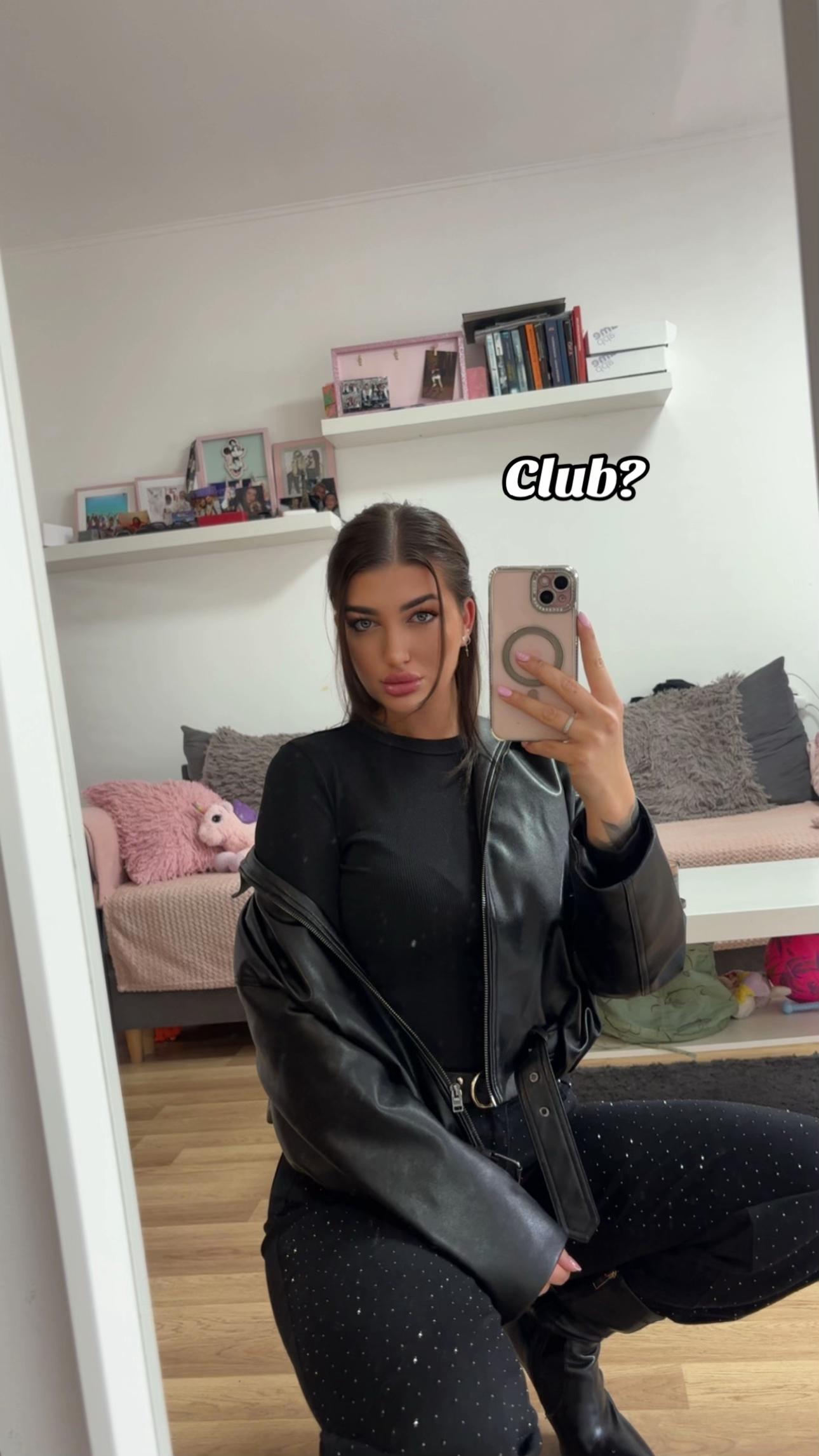 @N&aacute;t&aacute;li🦋