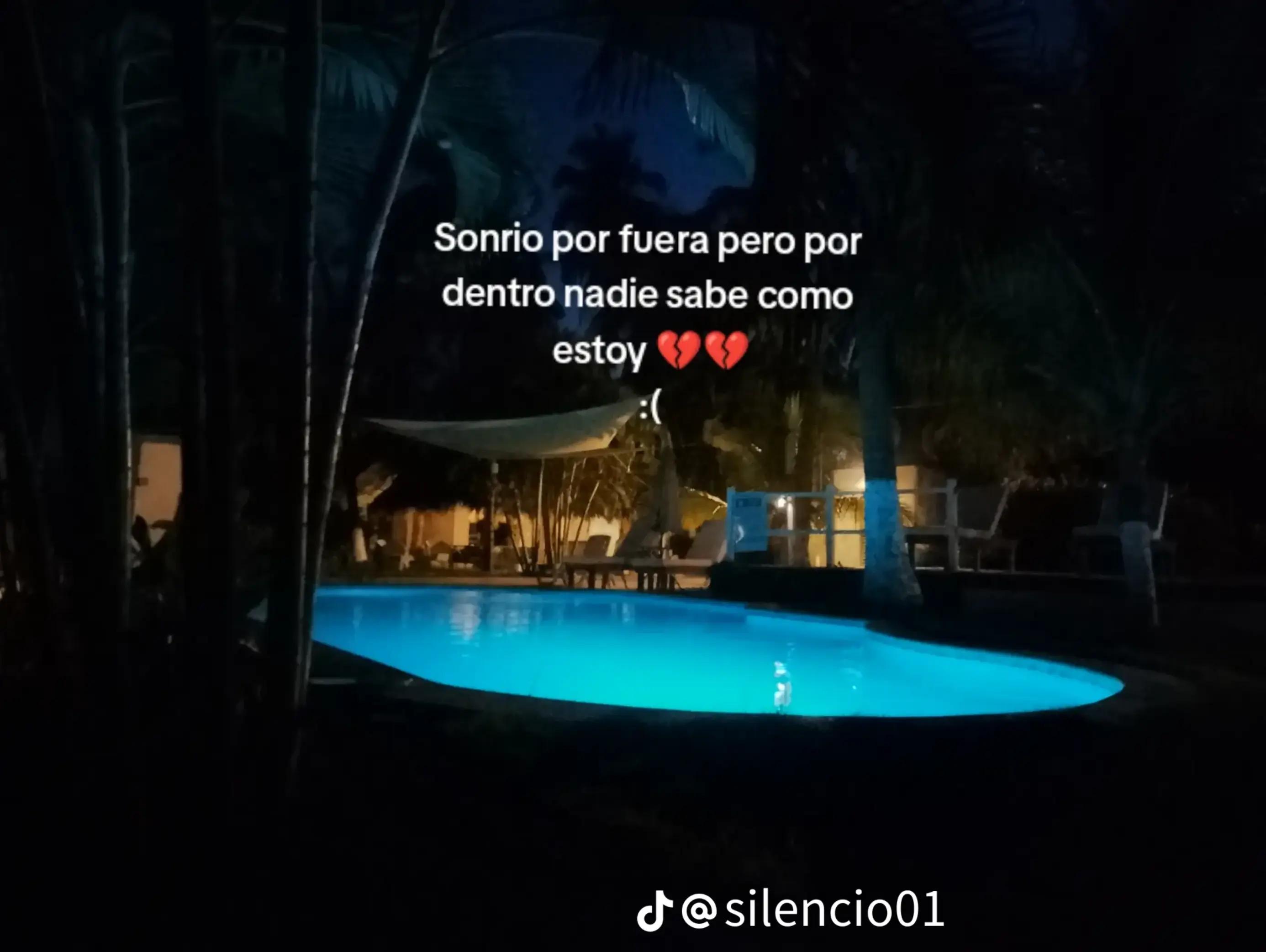 @daniela