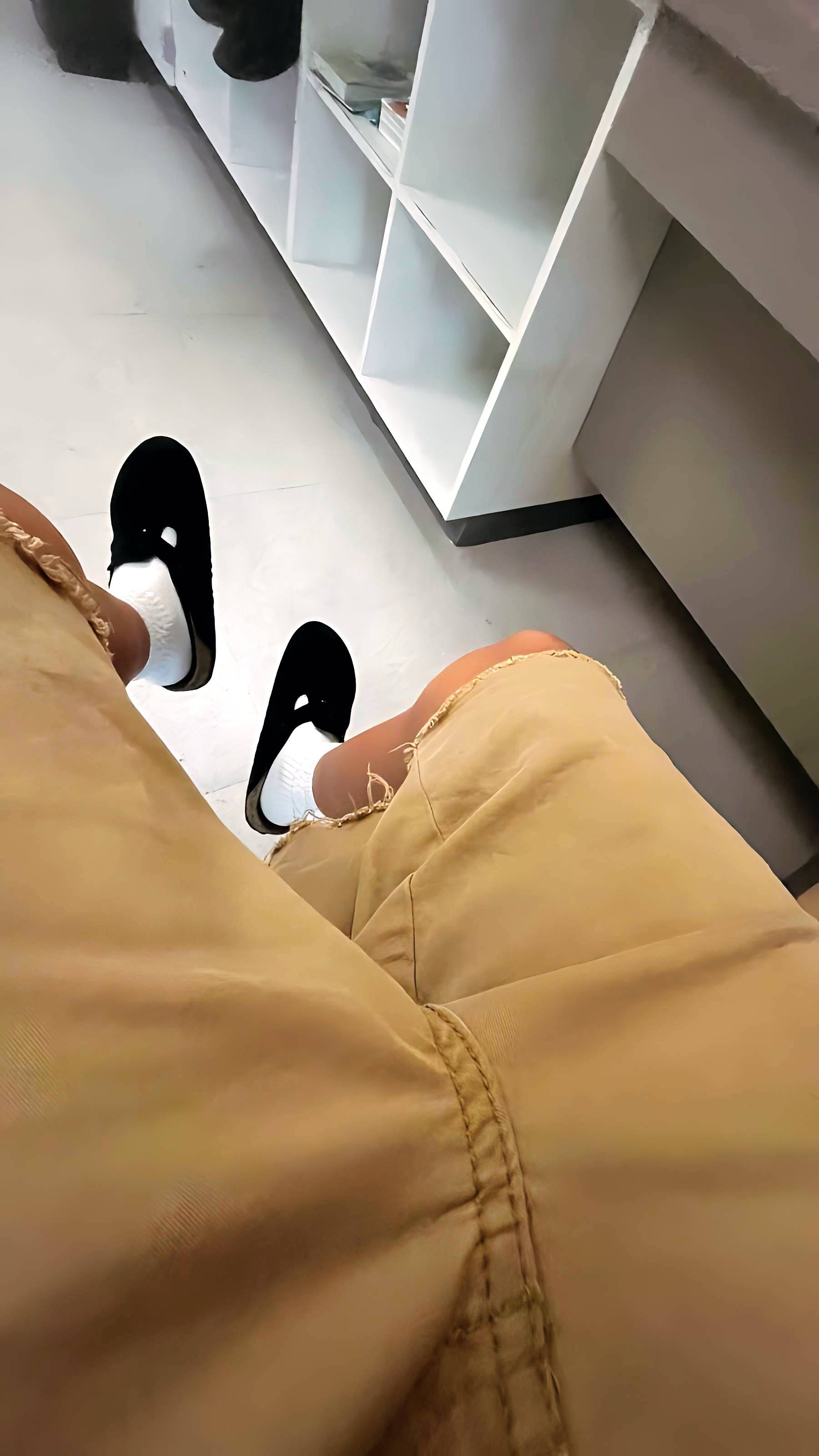 @𖣂