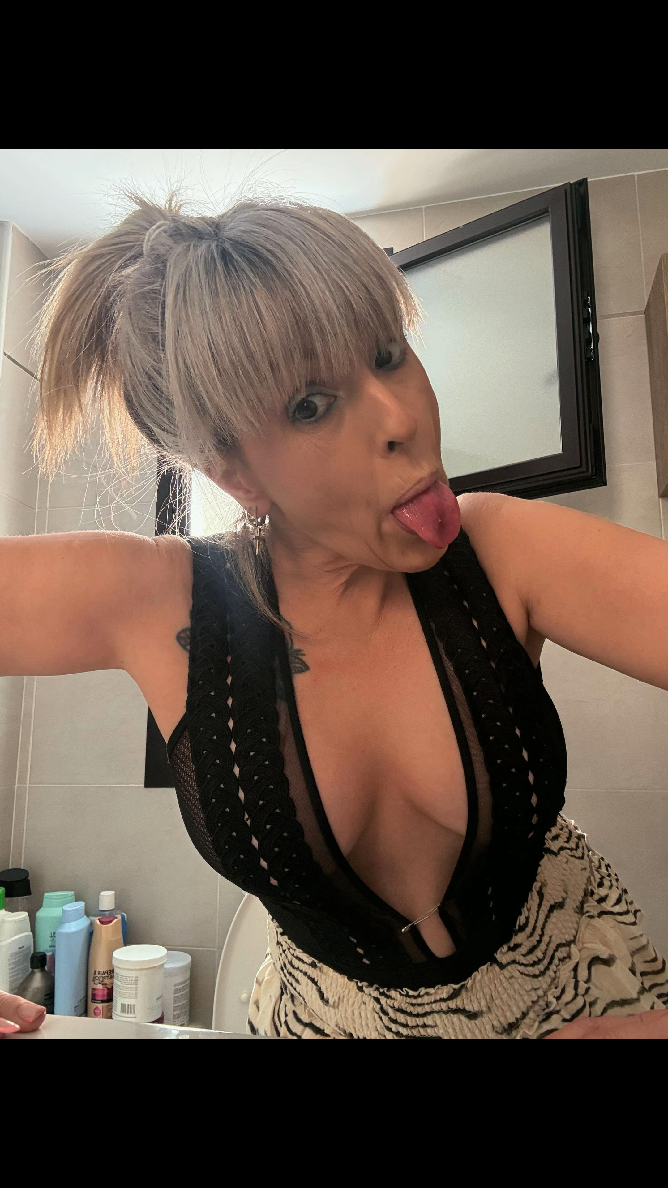 @Anacar77