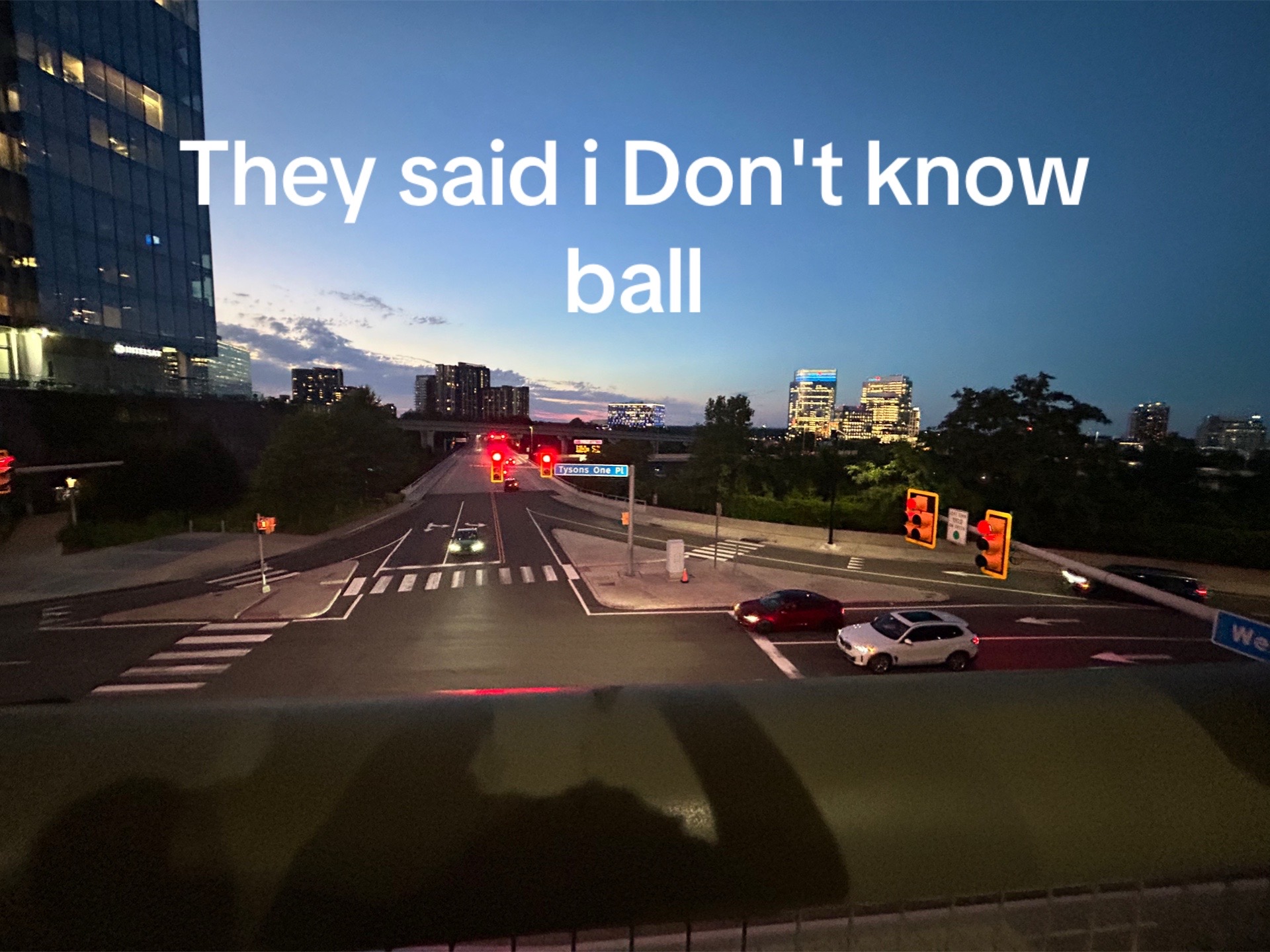 @ᥫ᭡