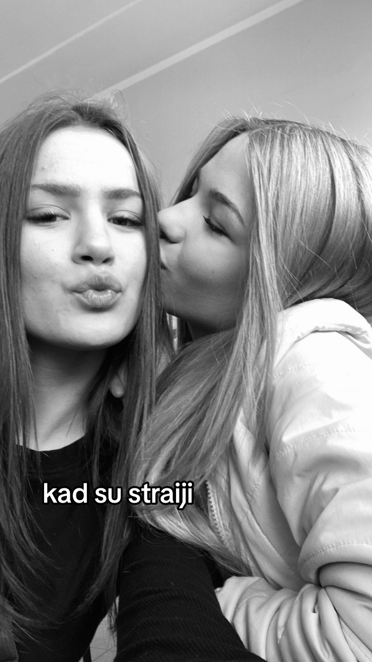 @elenaalazic