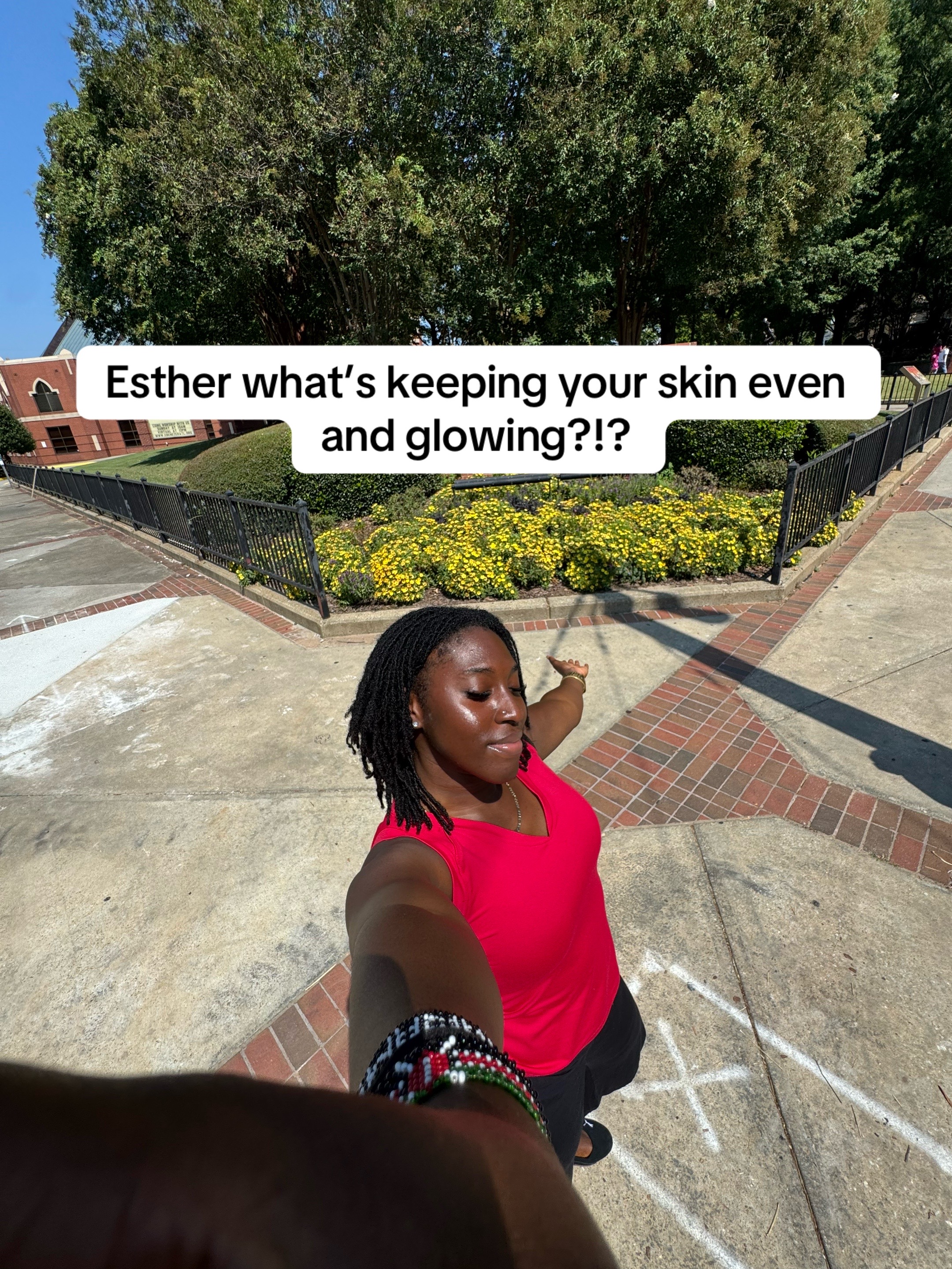 @EstherJD | Beauty Creator
