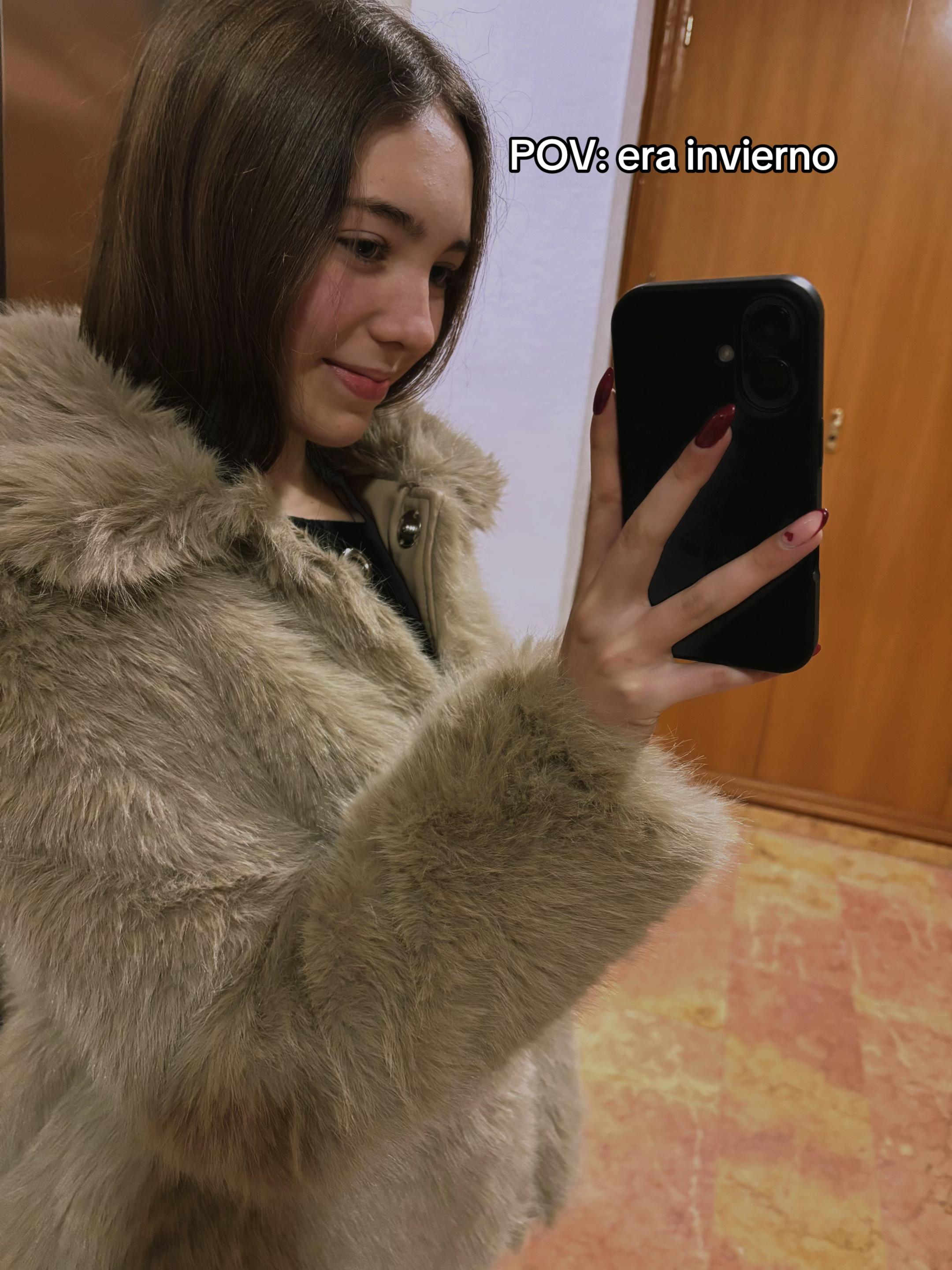 @juliaa222