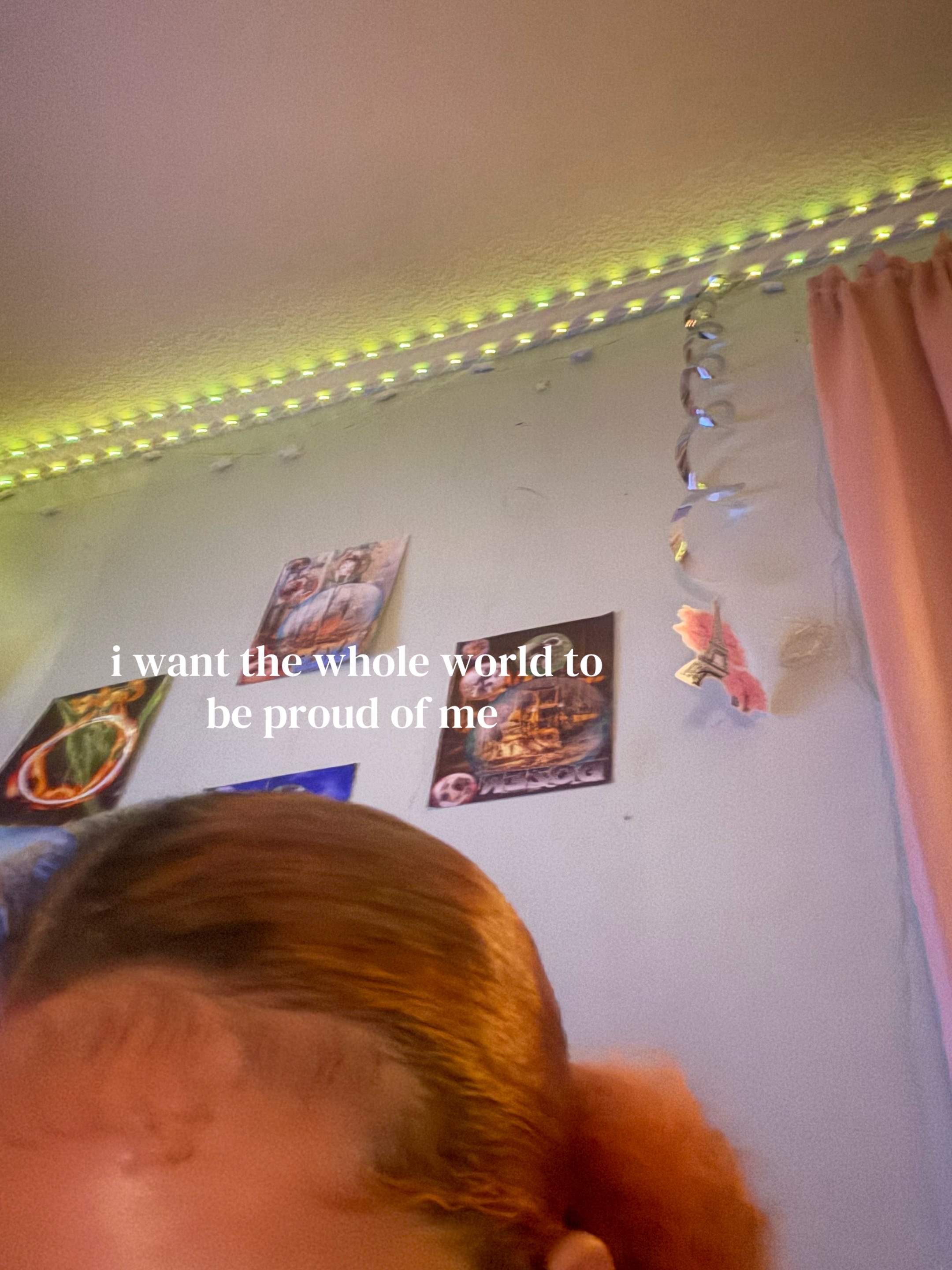 @ꨄ︎