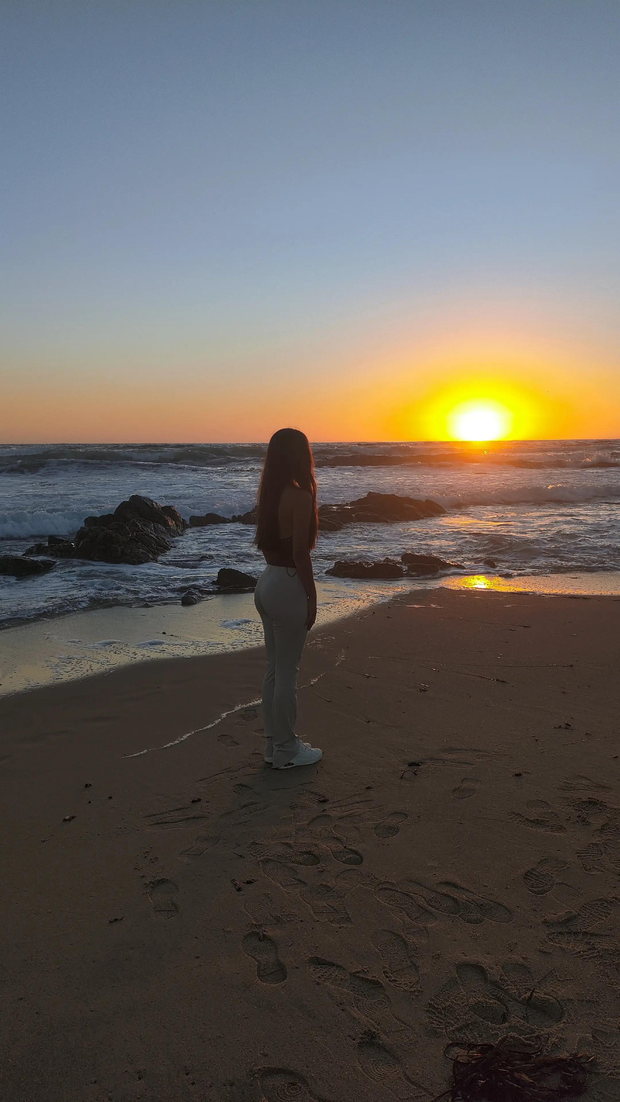 @𝓐𝓷𝓭𝓻𝓮𝓪