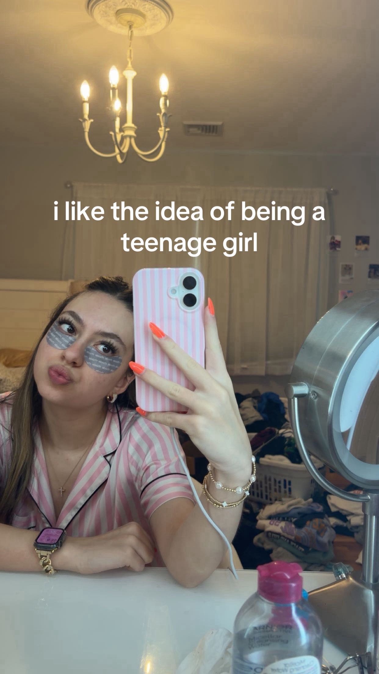 @isabella