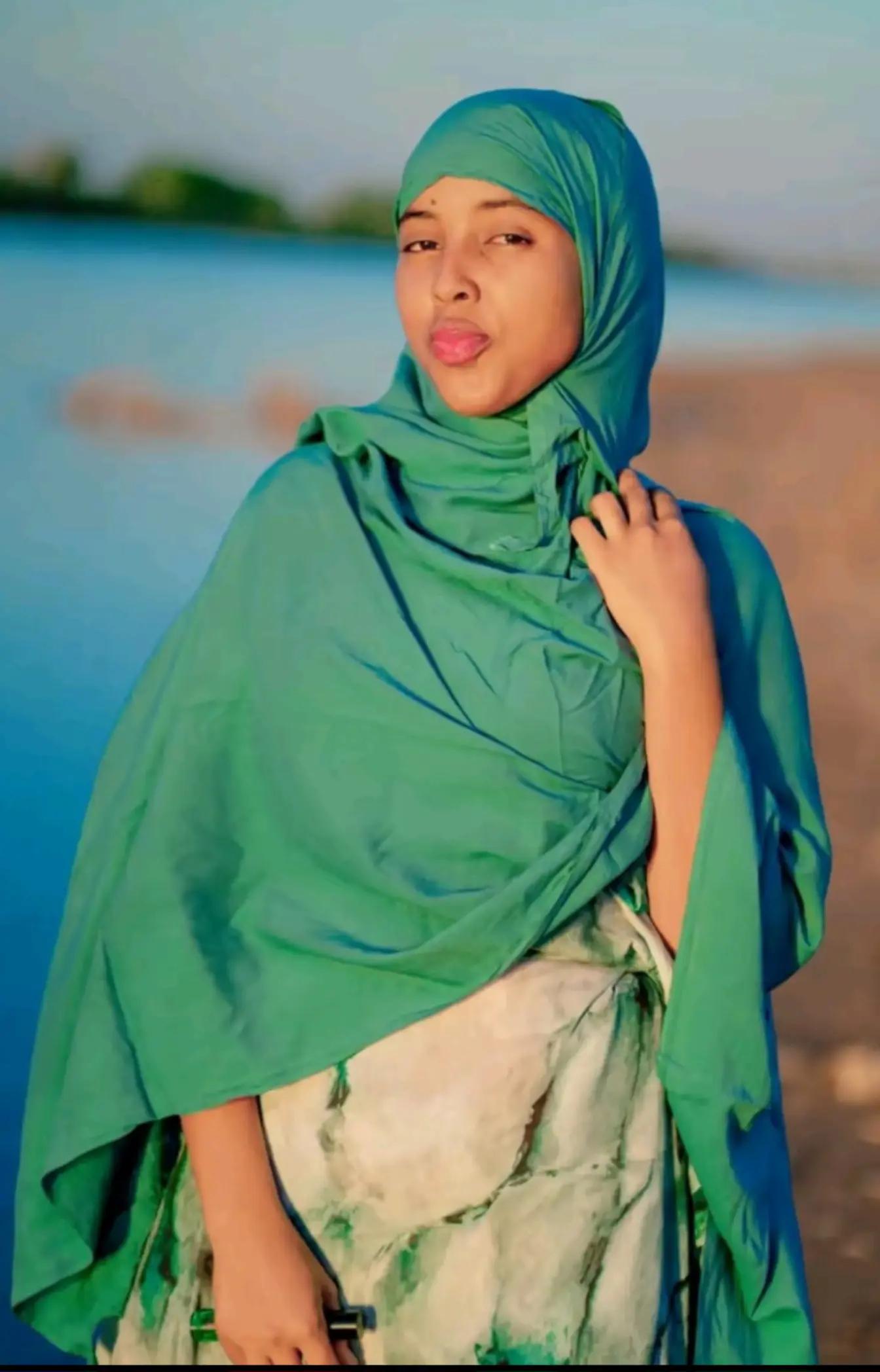 @Kunkaroon Qaliif 47🇨🇦🥰