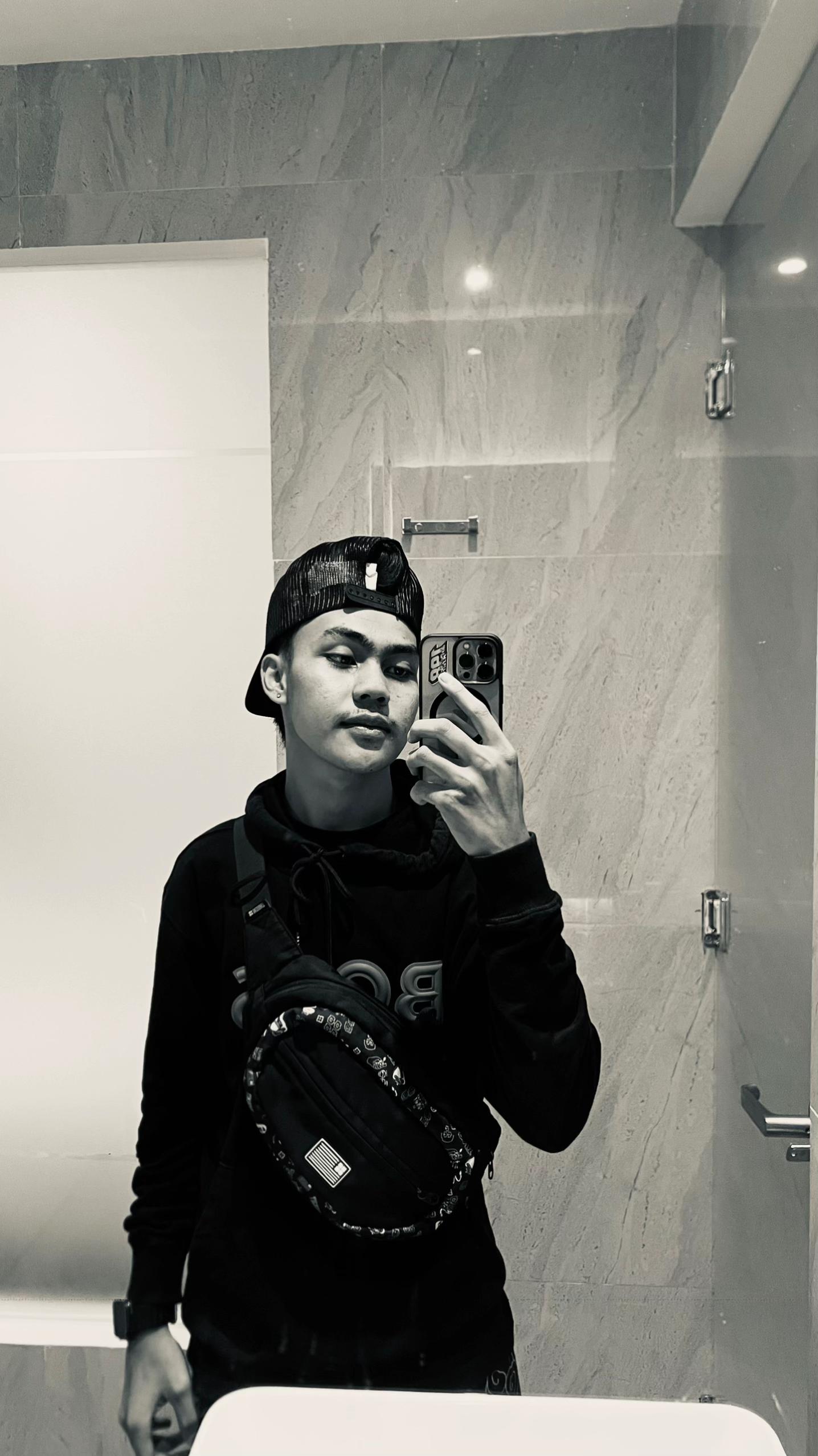@iikyyy