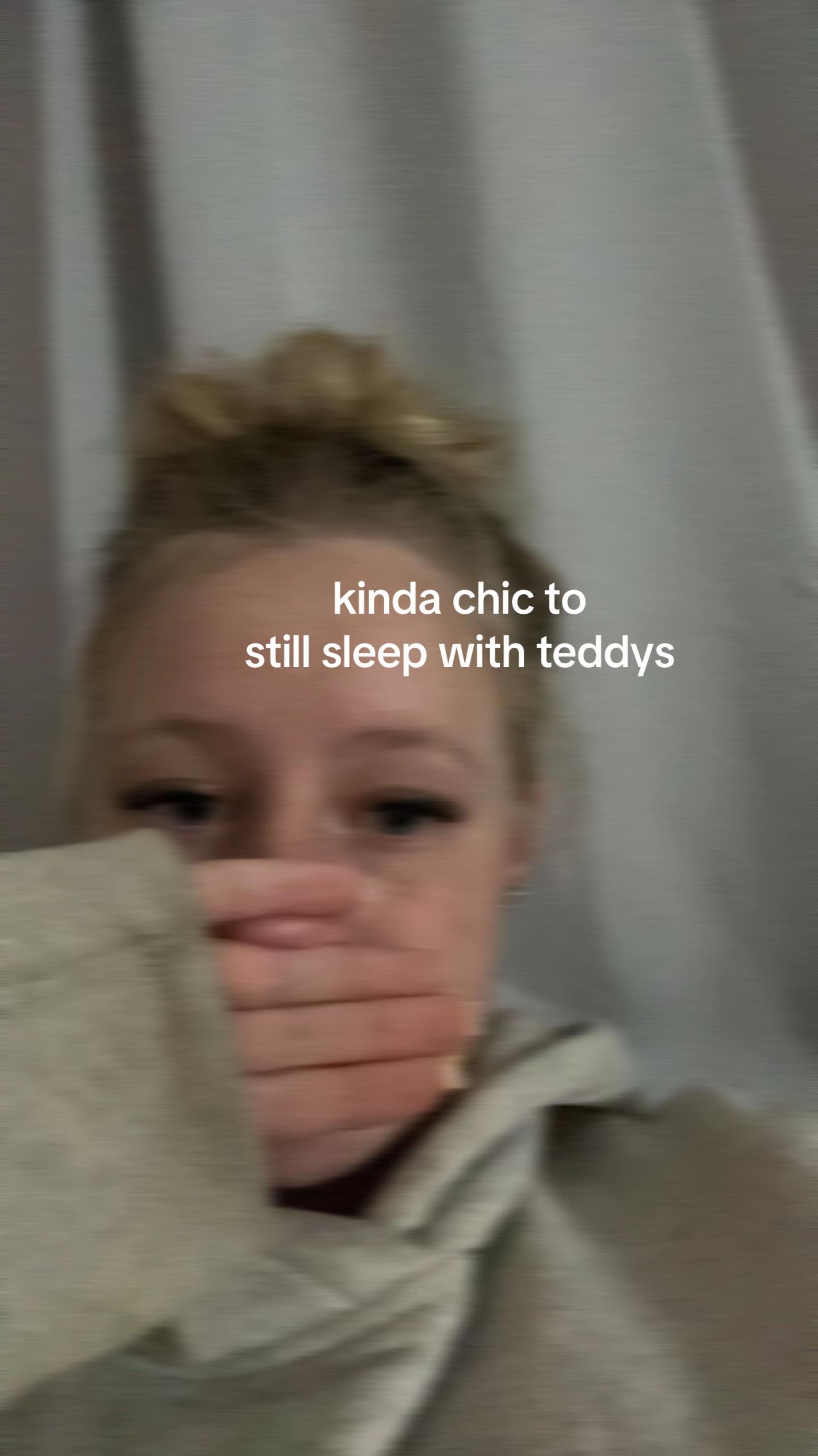 @ℰ