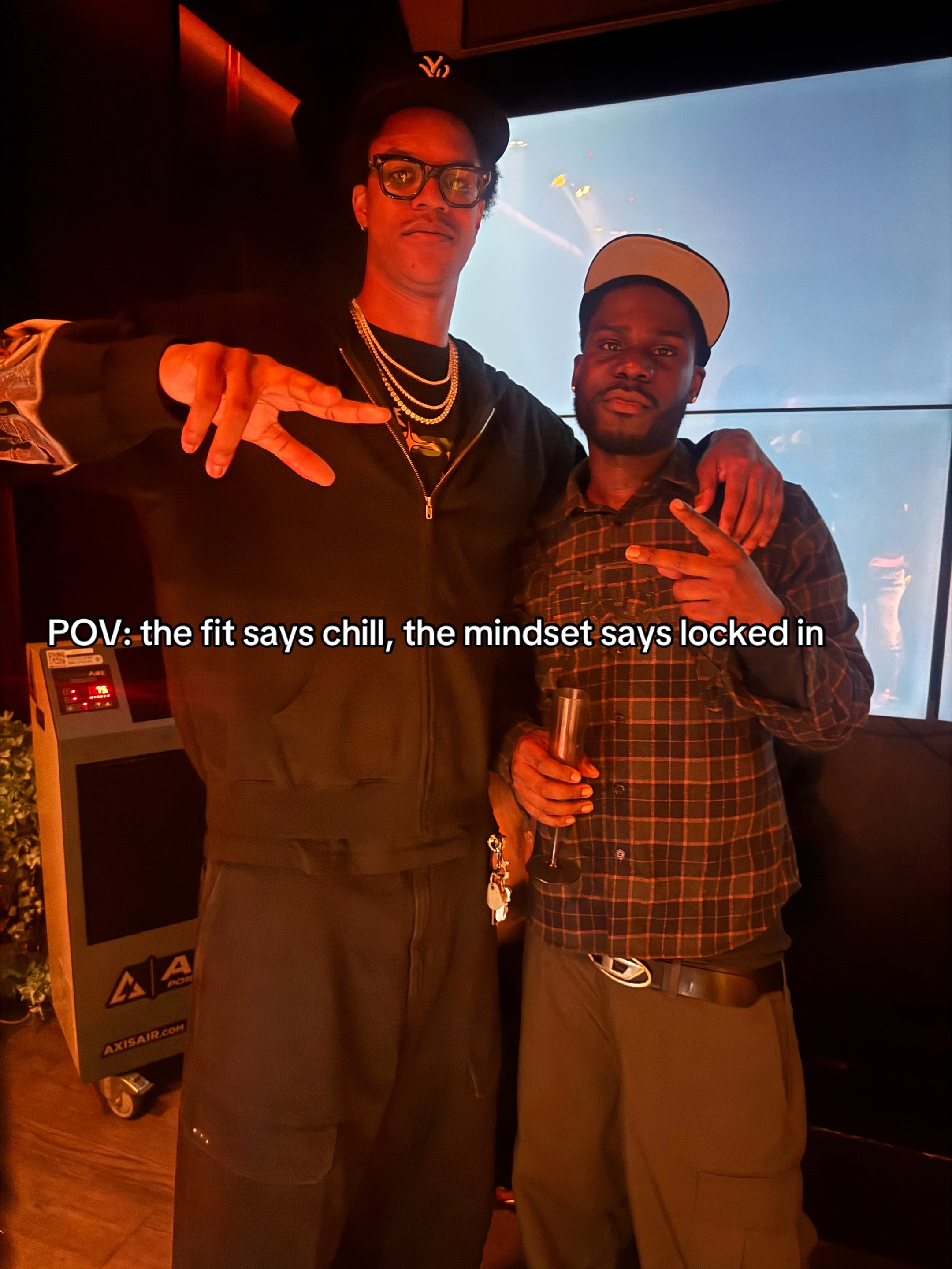 @8Boy