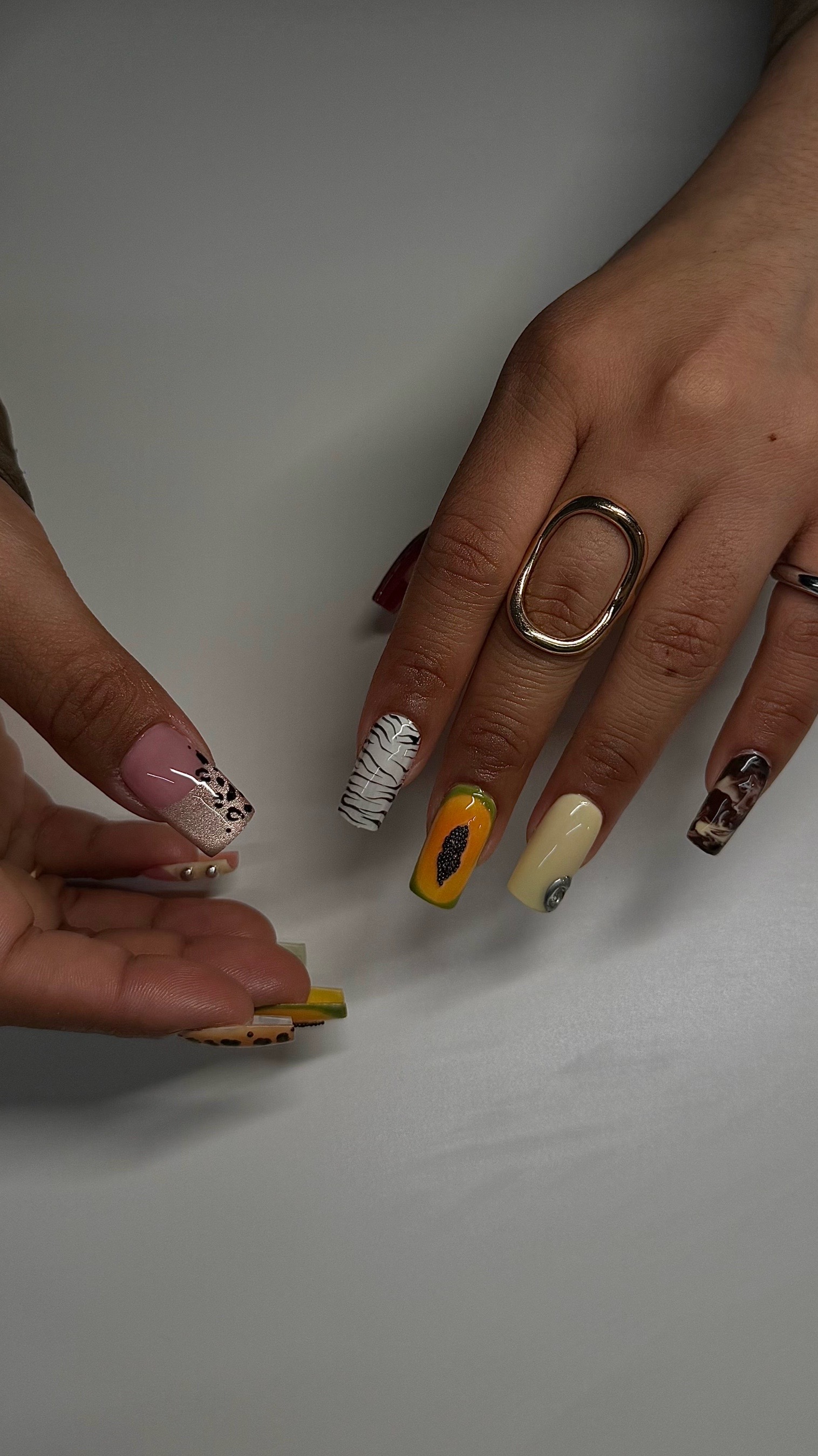 @charmzilla | gel specialist