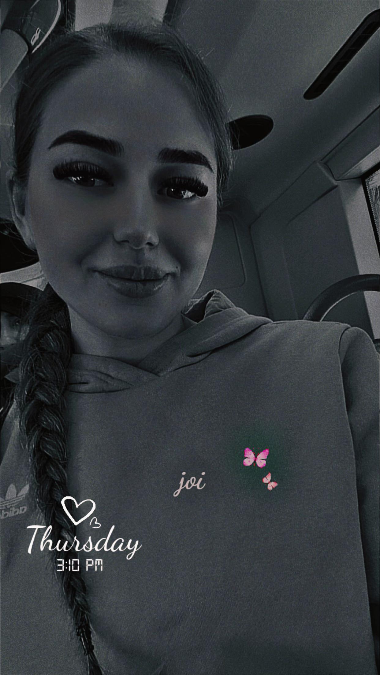 @Nicoleta🎀