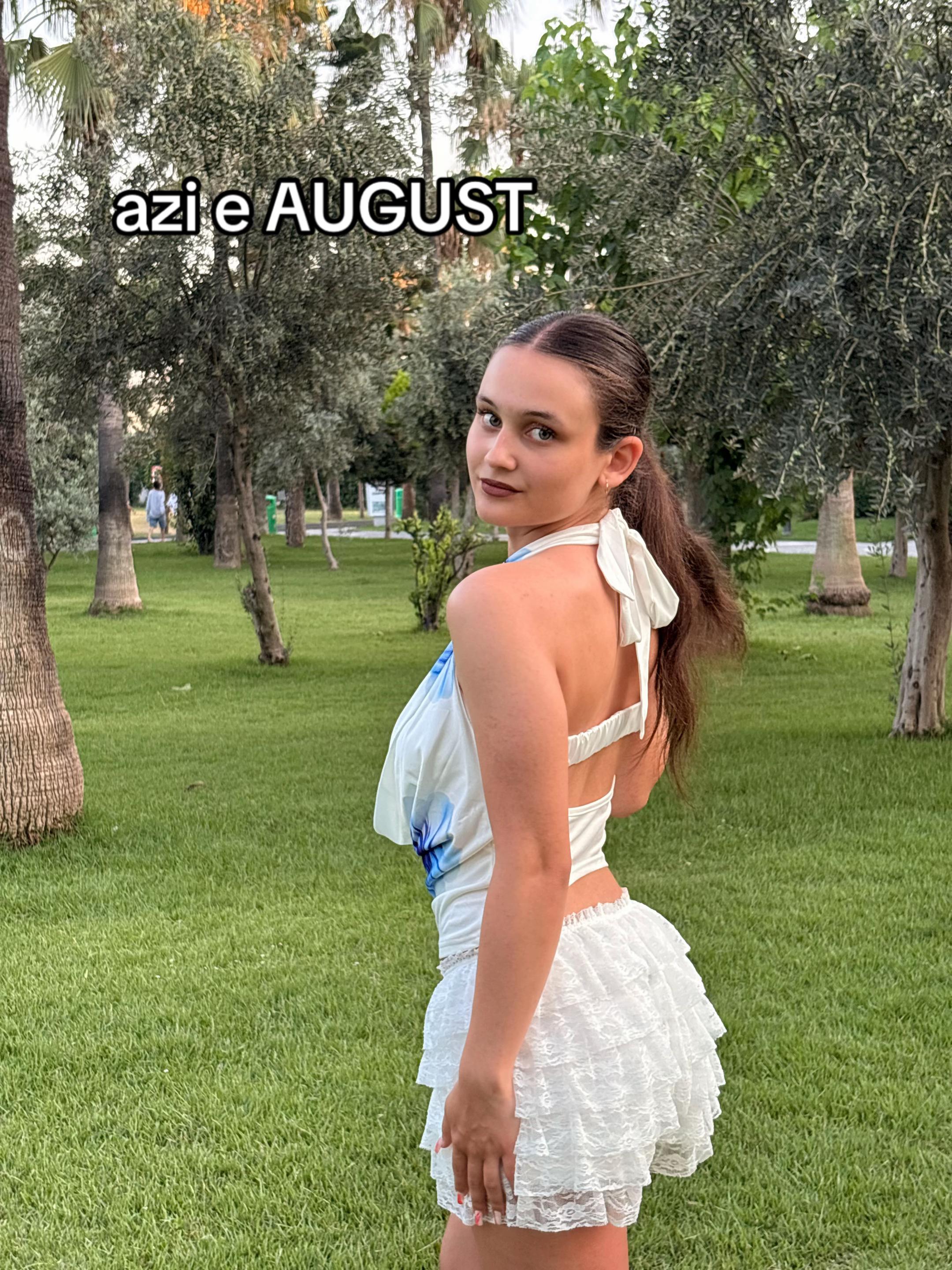@👸🏽