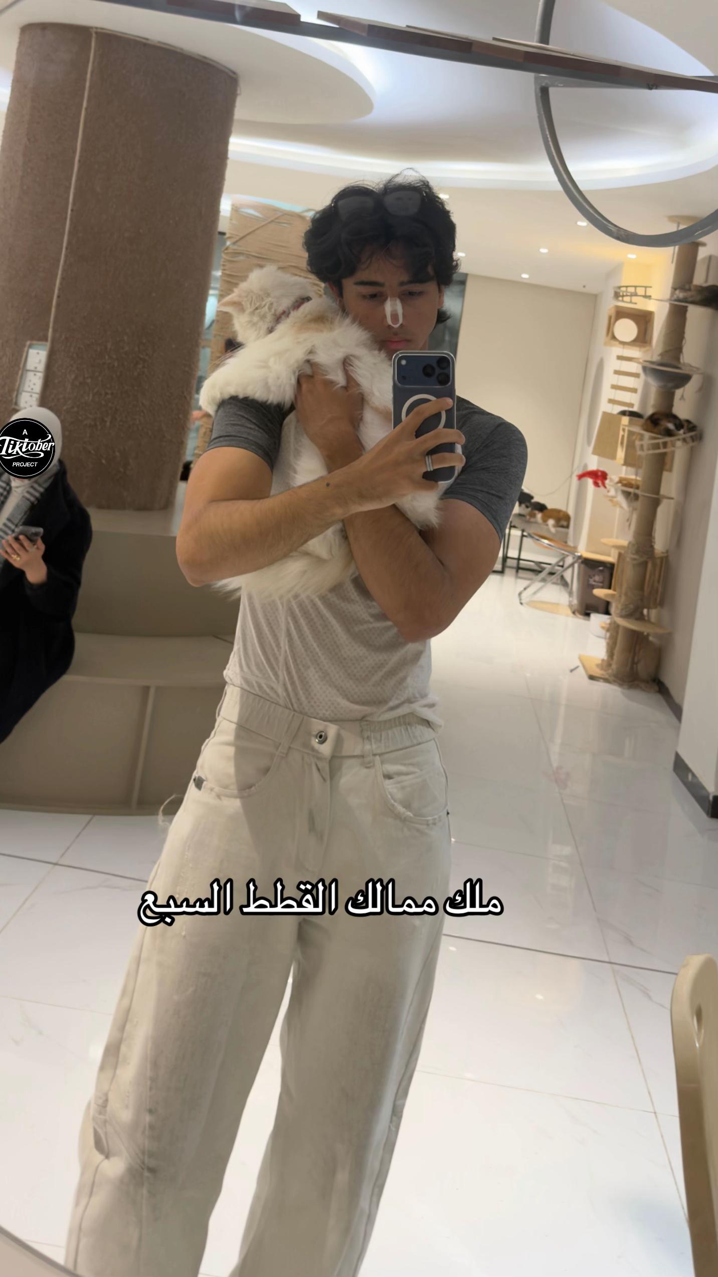@منتظر