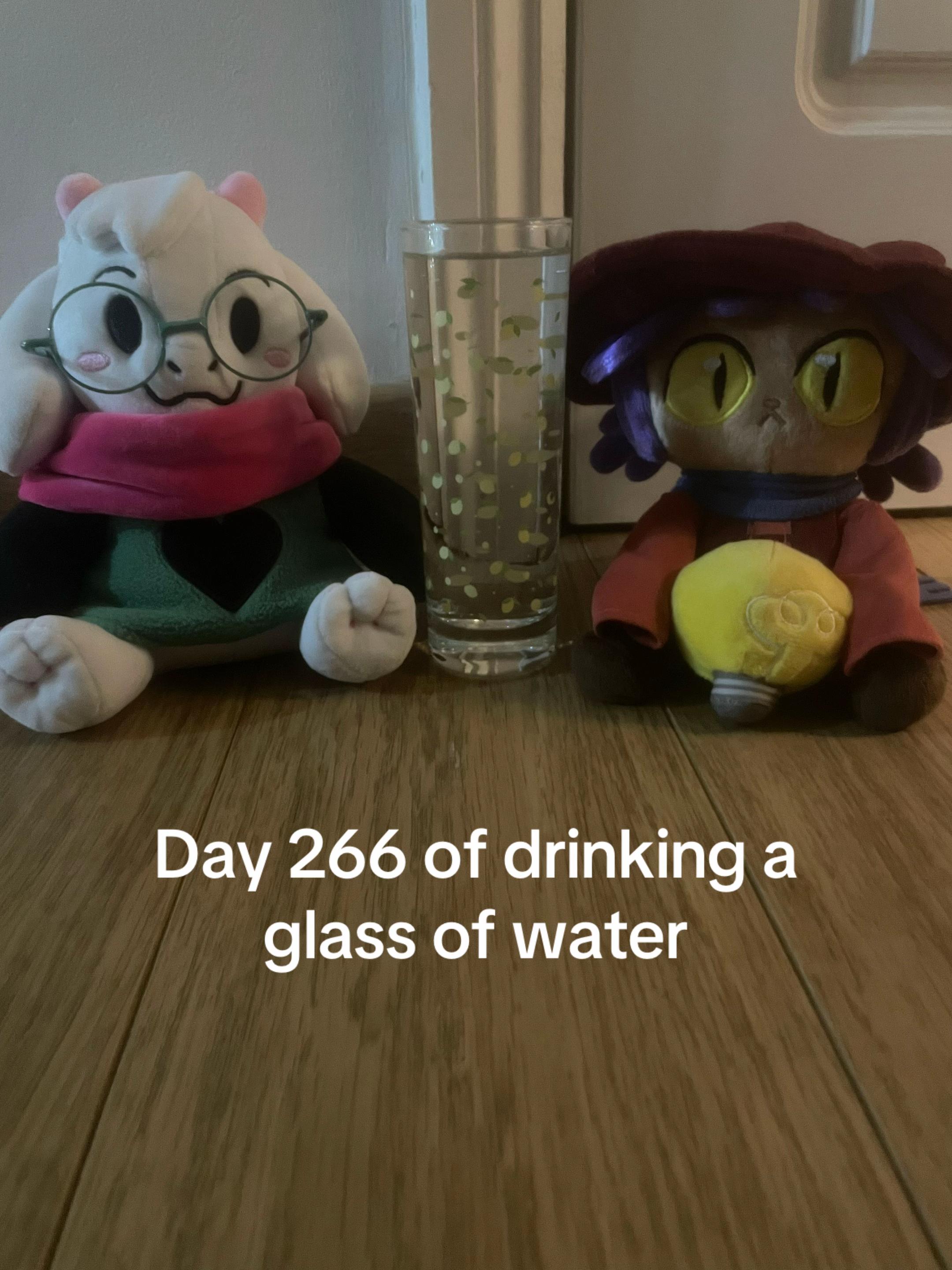 @Emongsnas