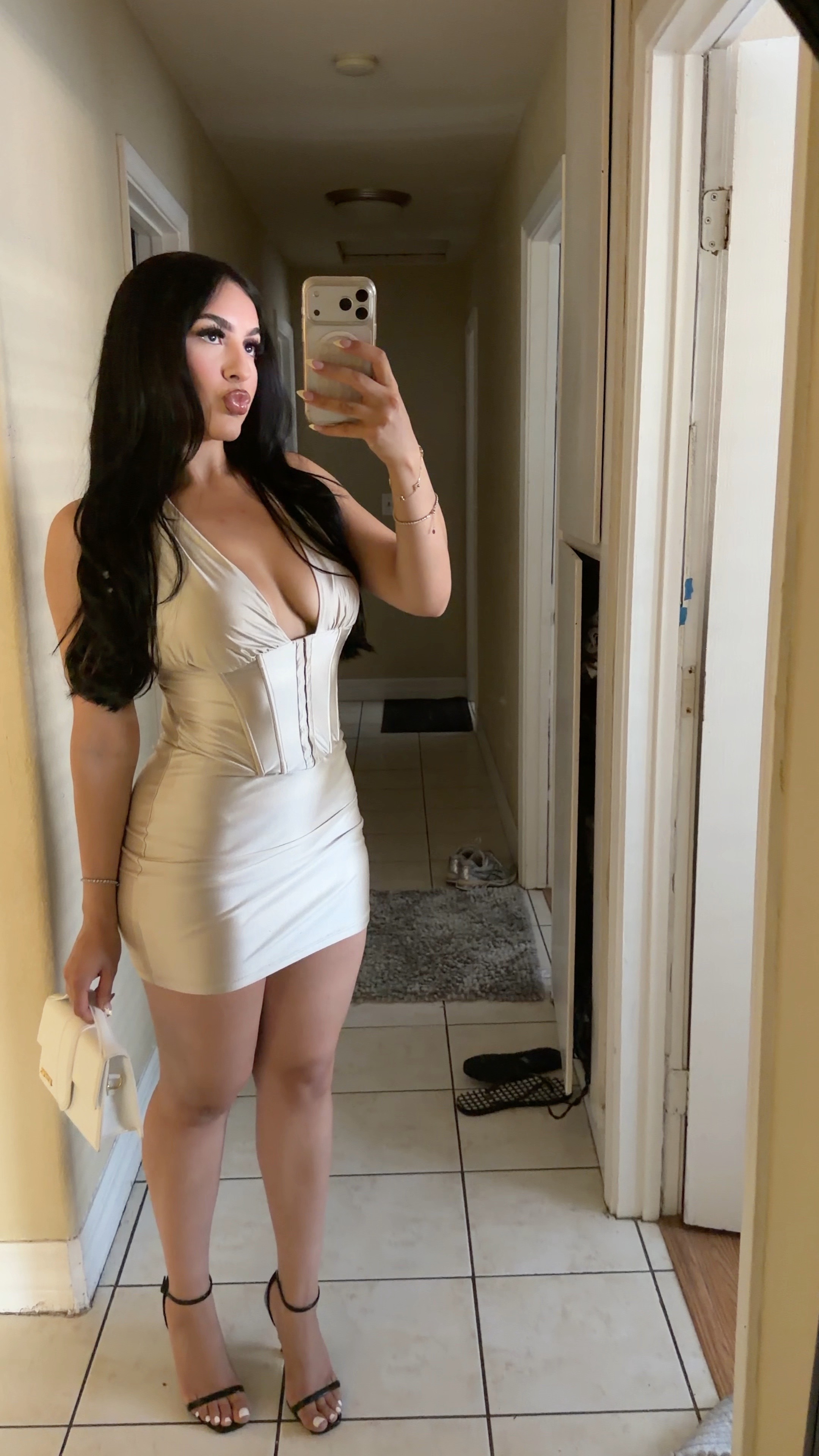 @Veronica🪬