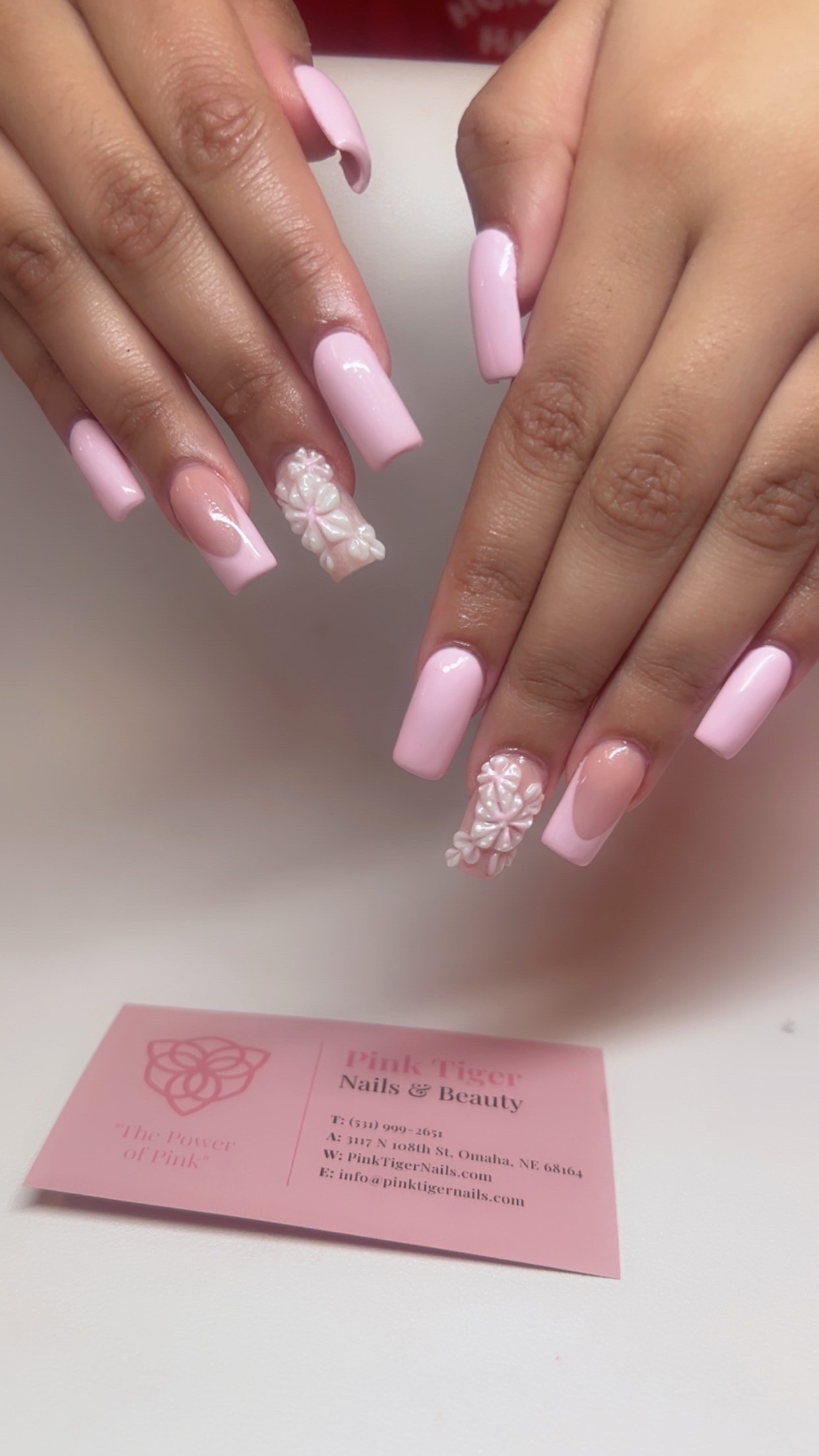 @PinkTigerNailsBeauty