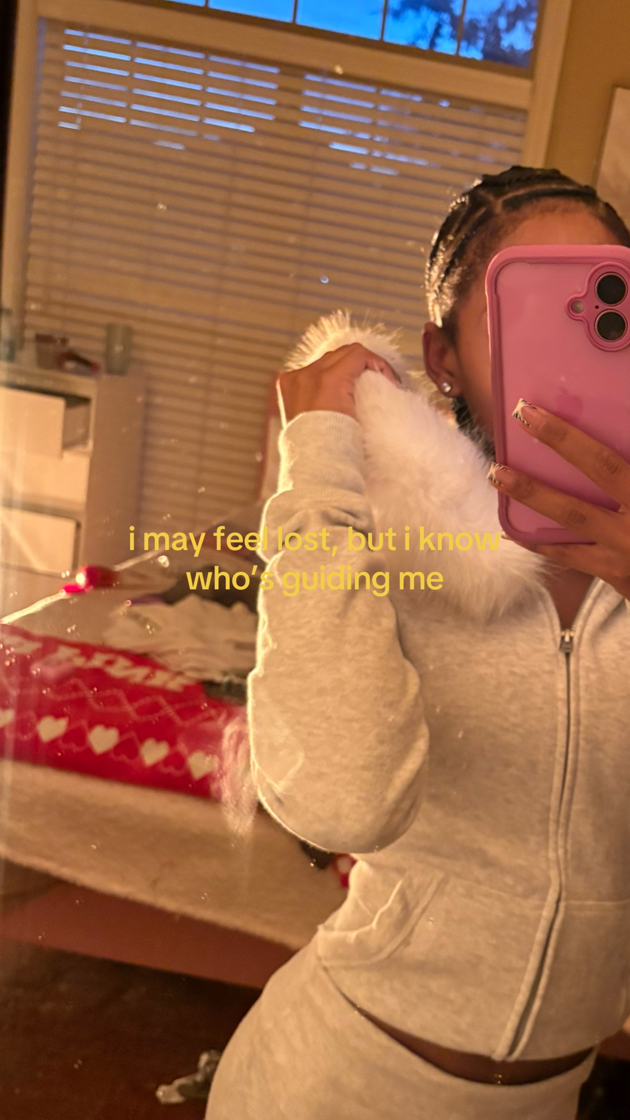 @justasexysadaquarius
