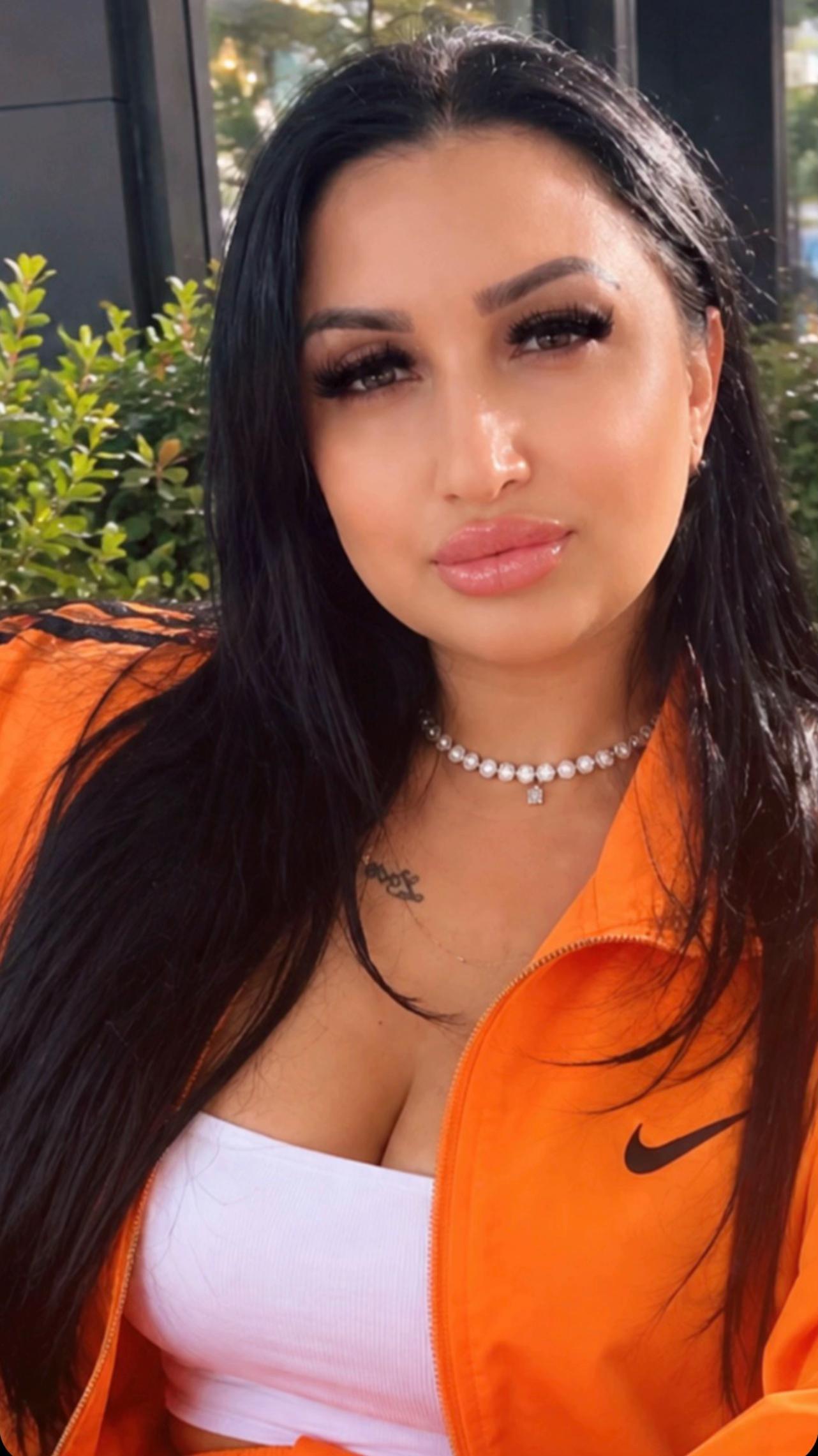 @🌹 M🦋O🦋N🦋A 🌹