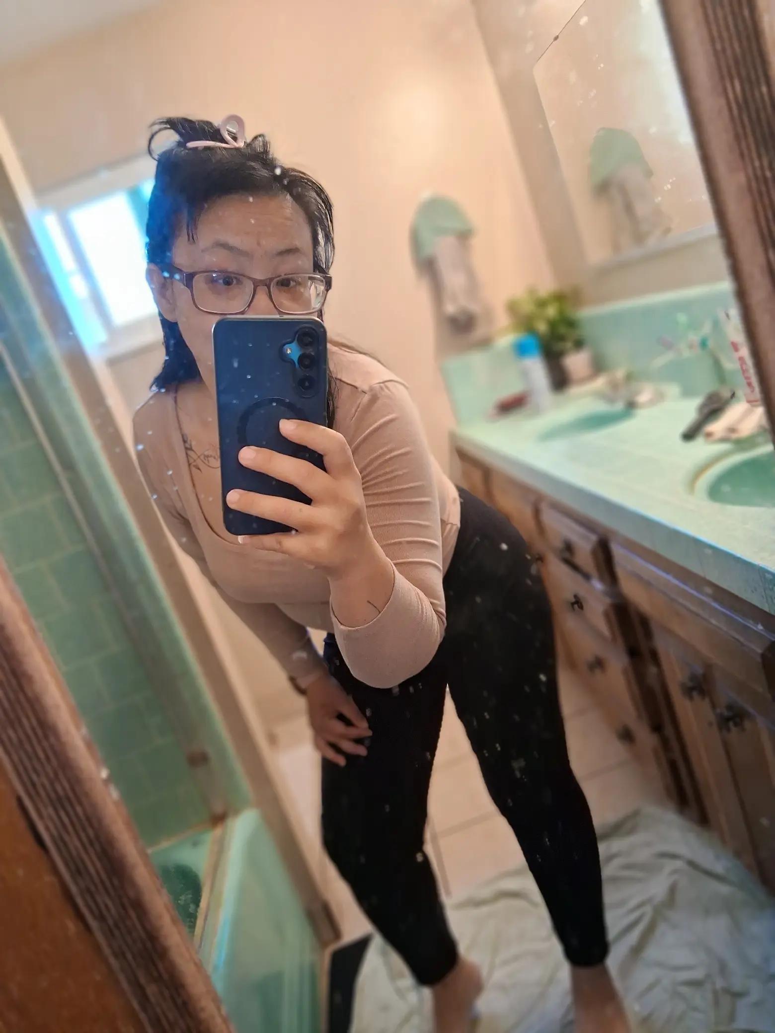 @LivingMyLife😜EnjoyingLife🥰🤭