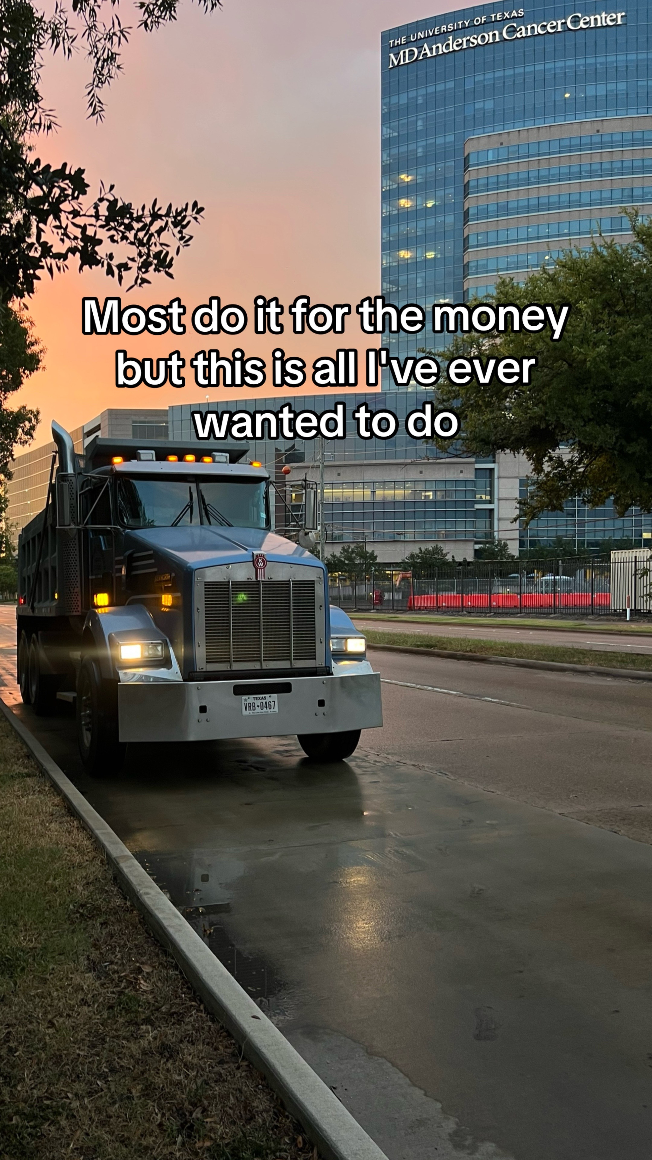 @haulinisballinllc