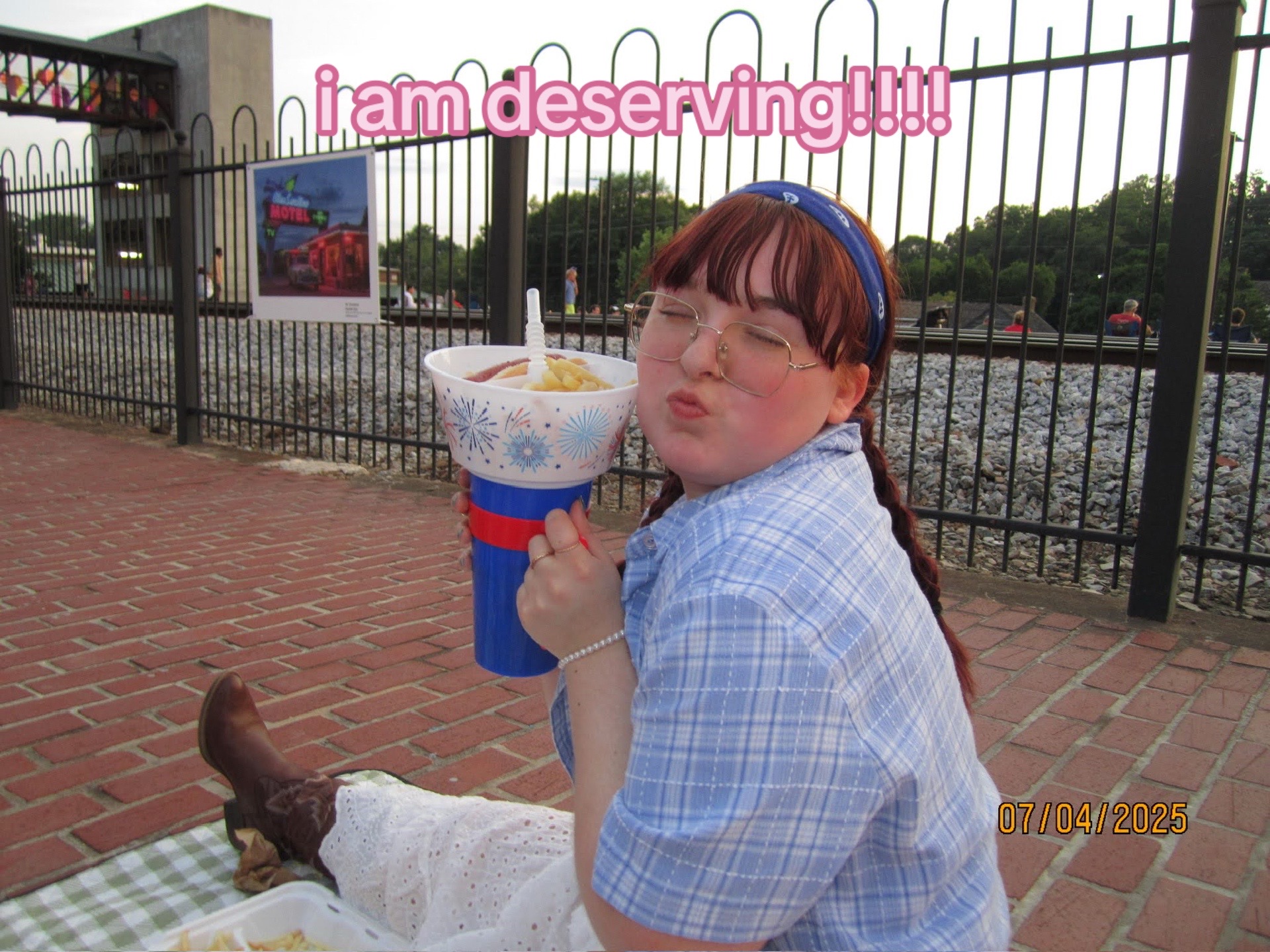 @emm