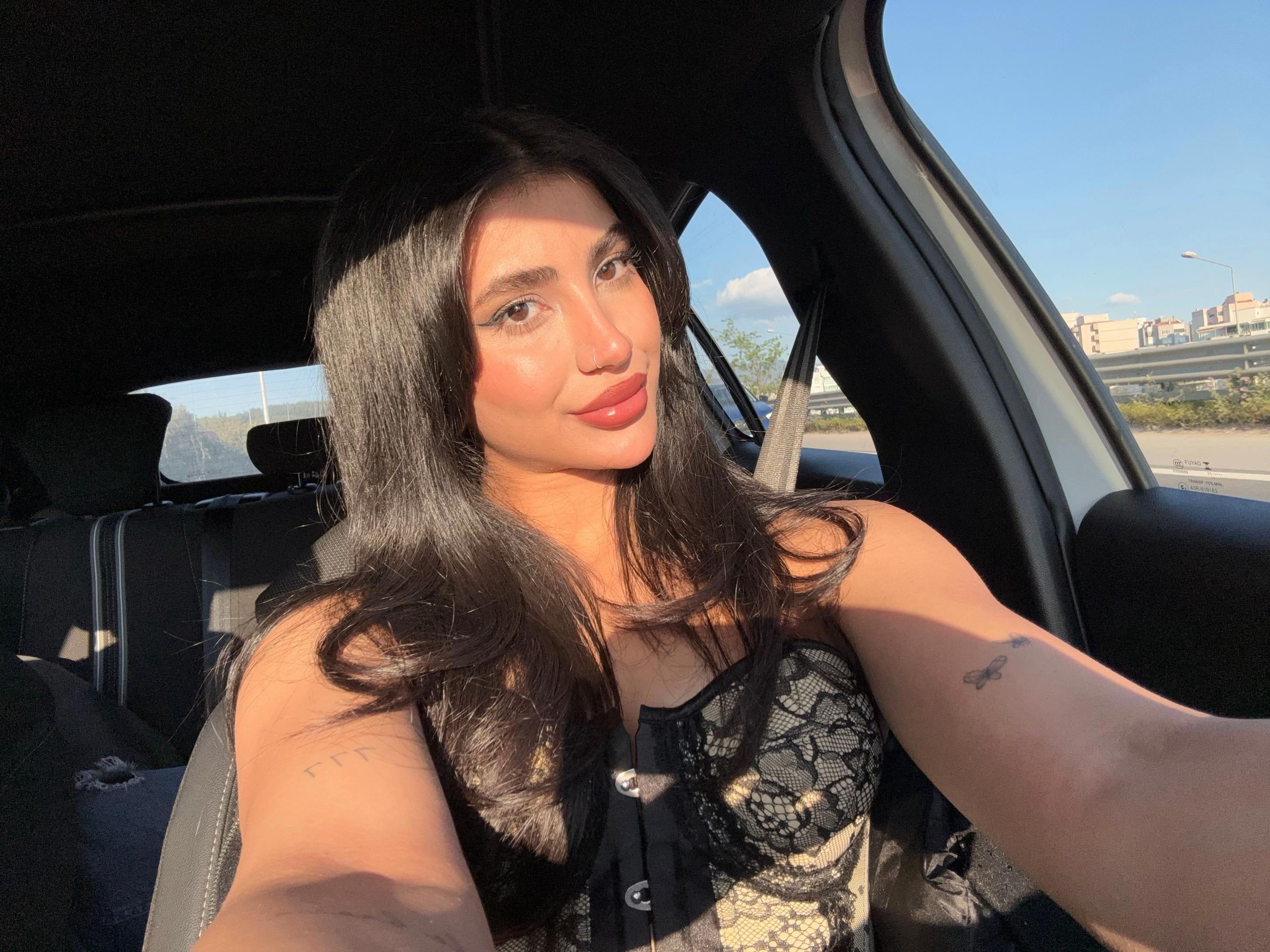 @unallhelin_