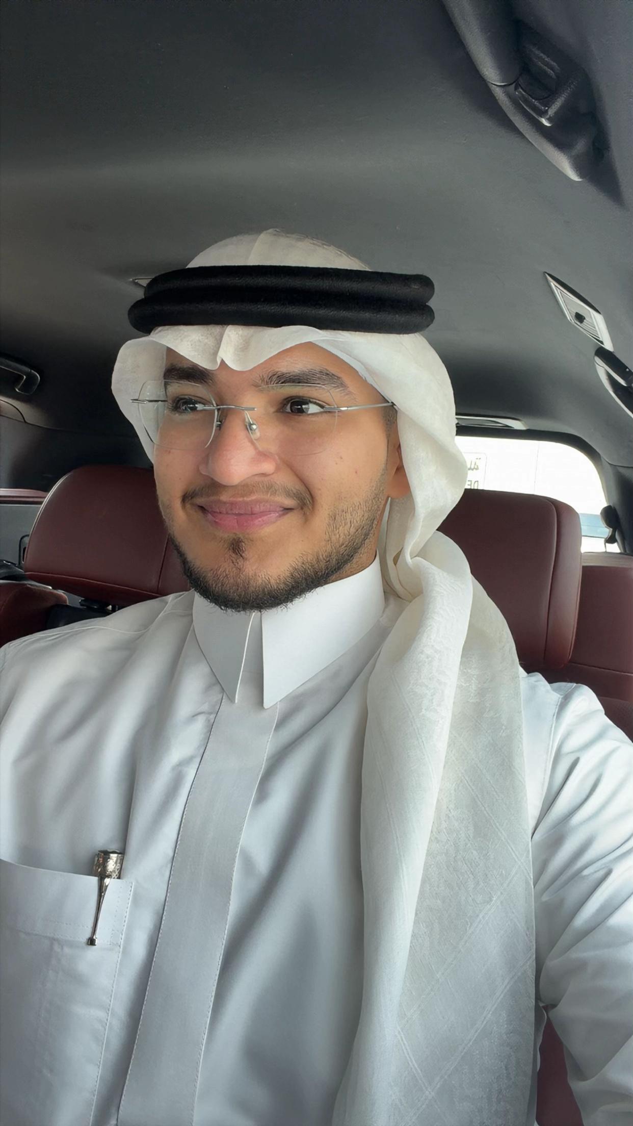 @غازي بن خالد آل غالب