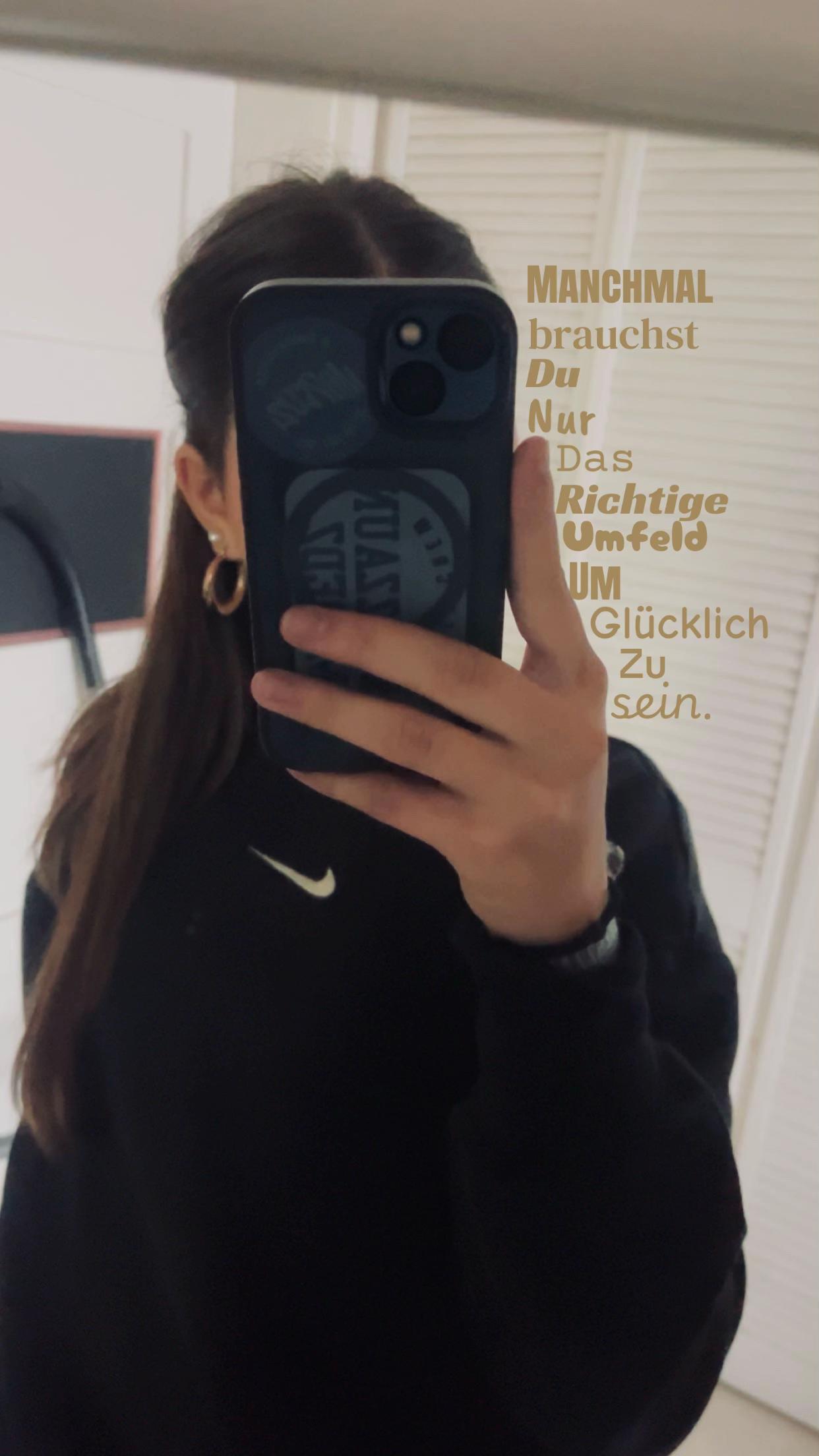 @𝑭☆