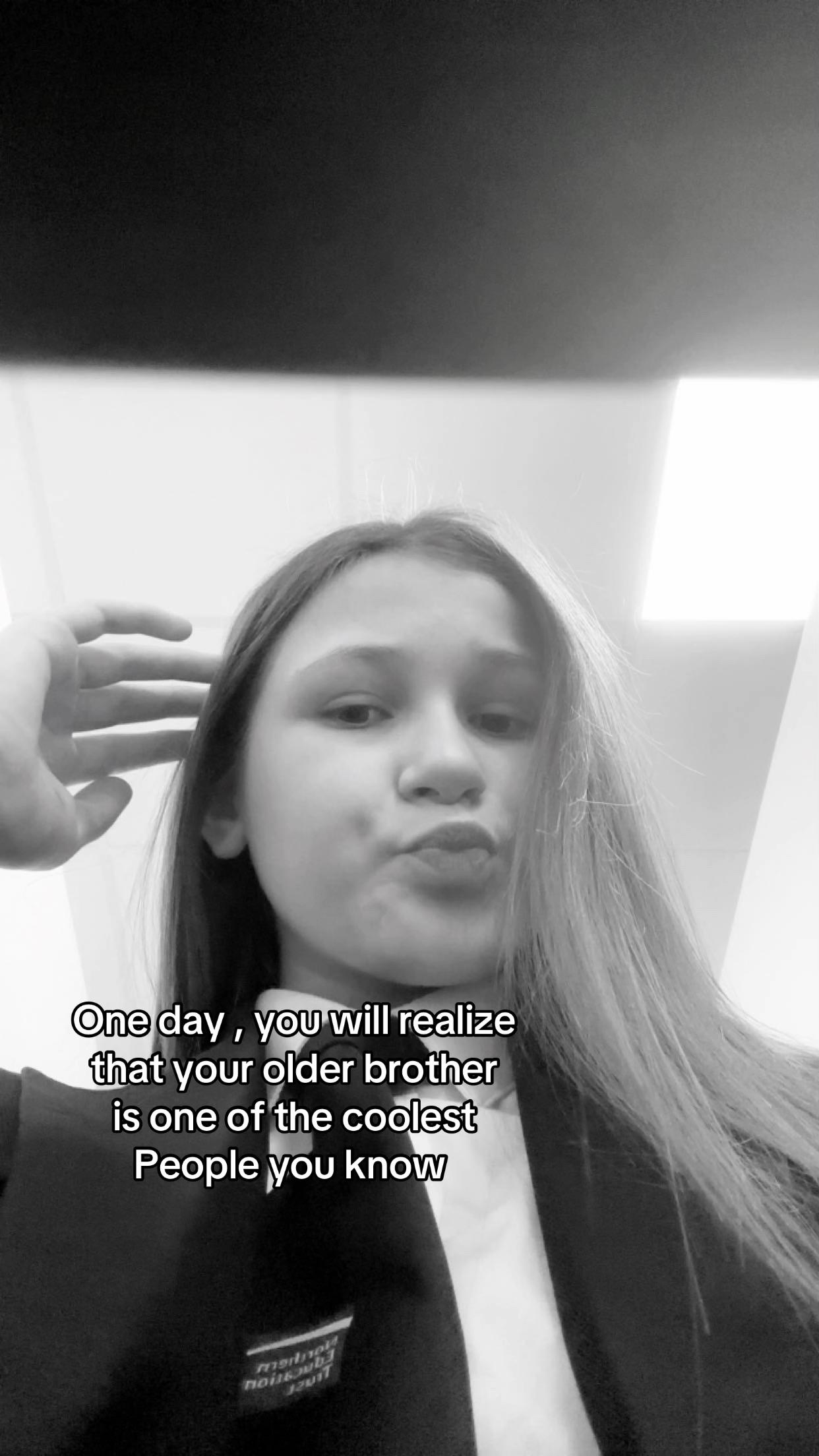 @𝓔𝓶𝓲𝓵𝔂👸🏽👀🤍