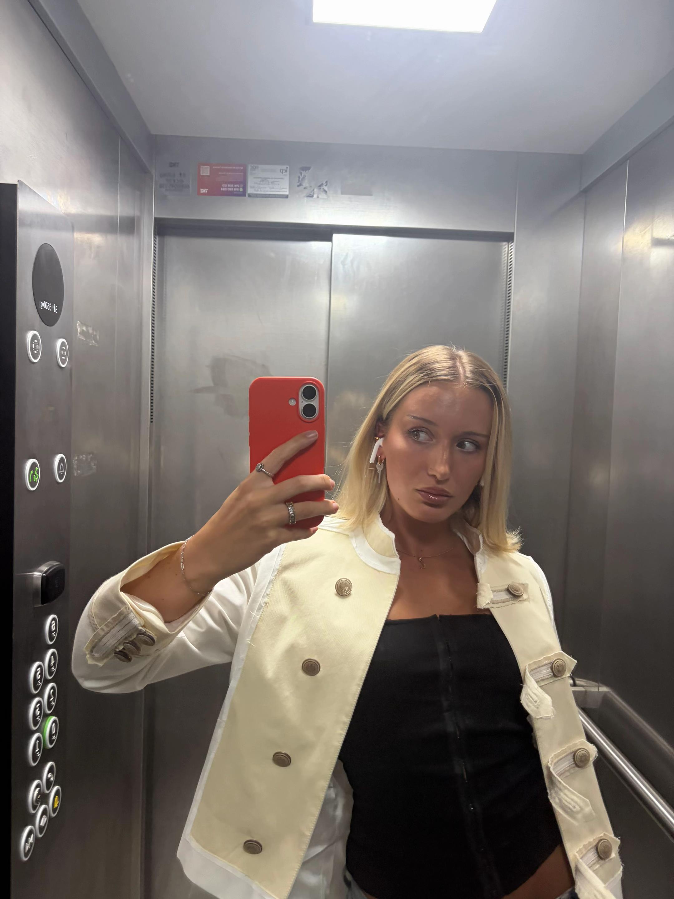 @LucieVole